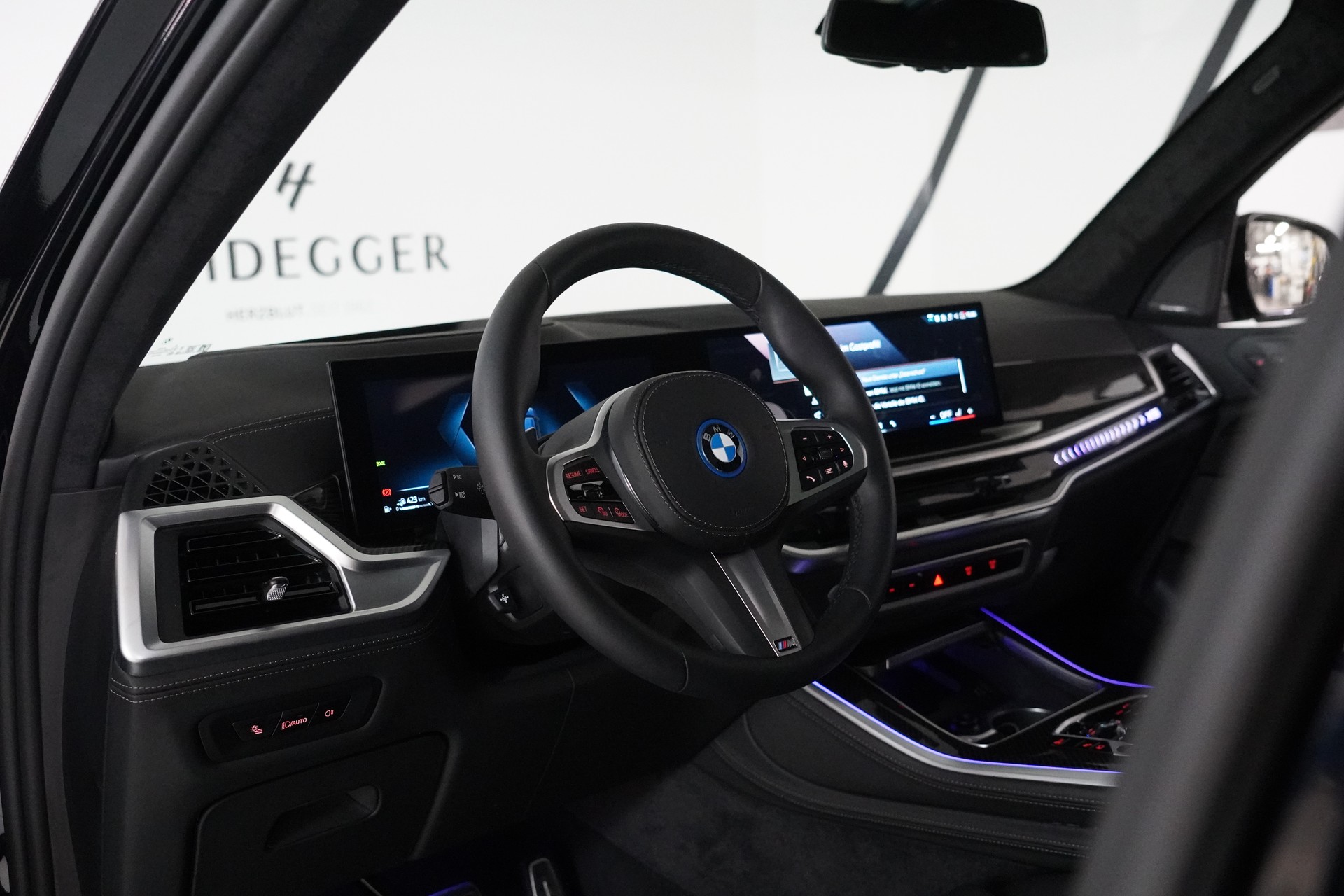 BMW X5 xDrive 50e M Sport Pro Steptronic-image-25