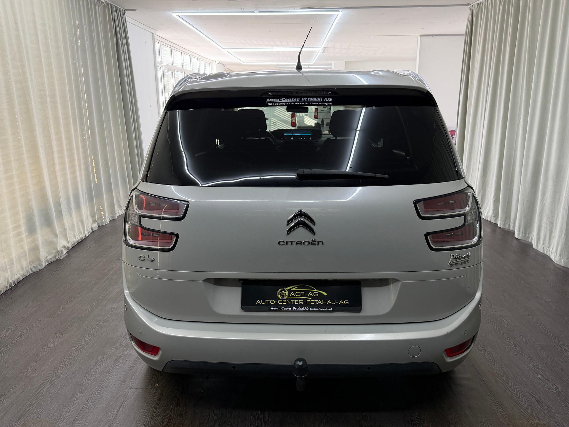 CITROEN Grand C4 Picasso 1.2 Pure Tech Feel Edition EAT6-image-4