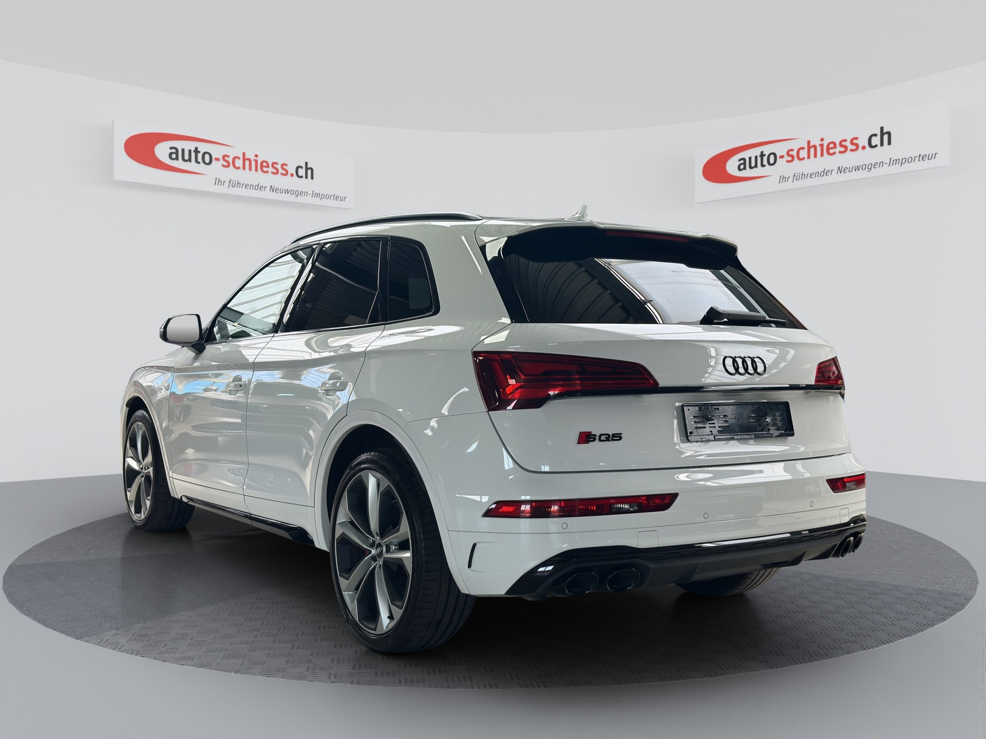 AUDI SQ5 TDI quattro Schwarz Optik tiptronic-image-2