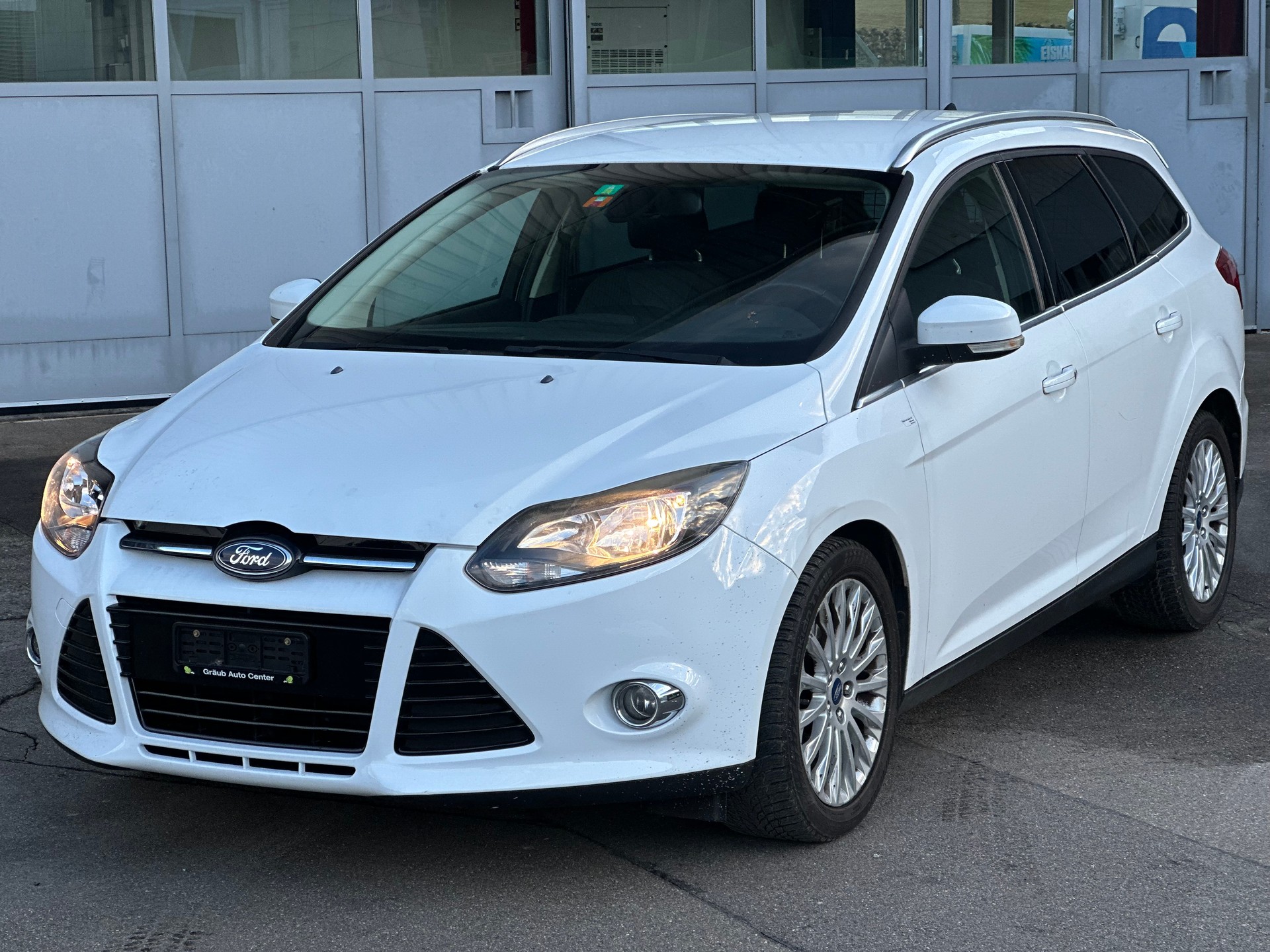 FORD Focus 1.6 SCTi Trend-image-0