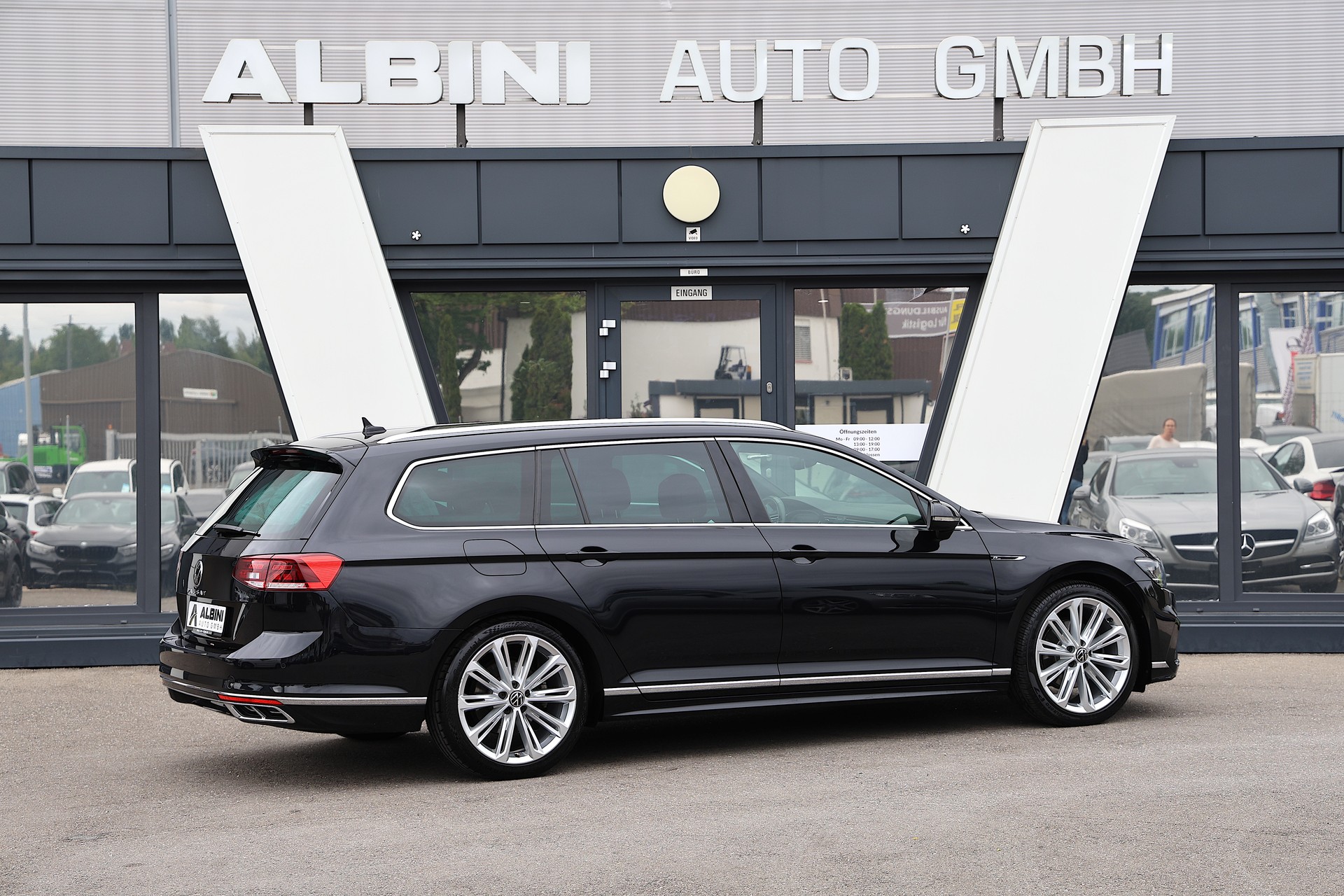 VW Passat 2.0 TDI BMT Elegance DSG *R-Line*-image-3