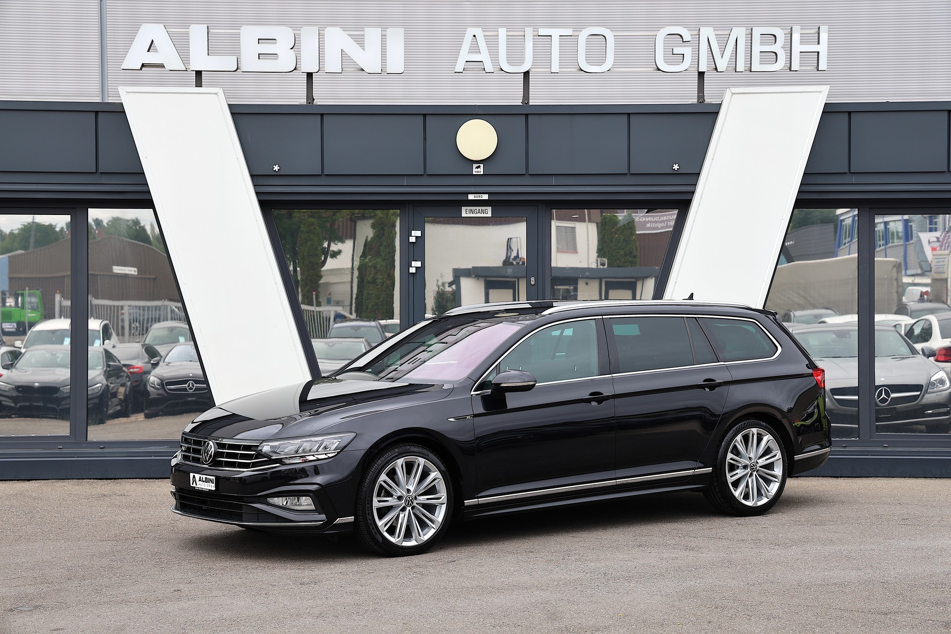 VW Passat 2.0 TDI BMT Elegance DSG *R-Line*-image-0