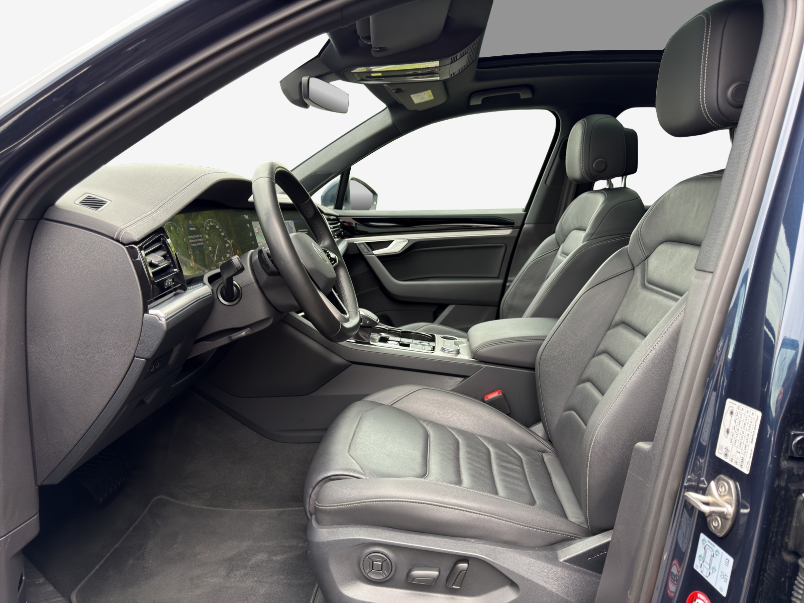 VW Touareg 3.0 TSI Elegance Tiptronic-image-7