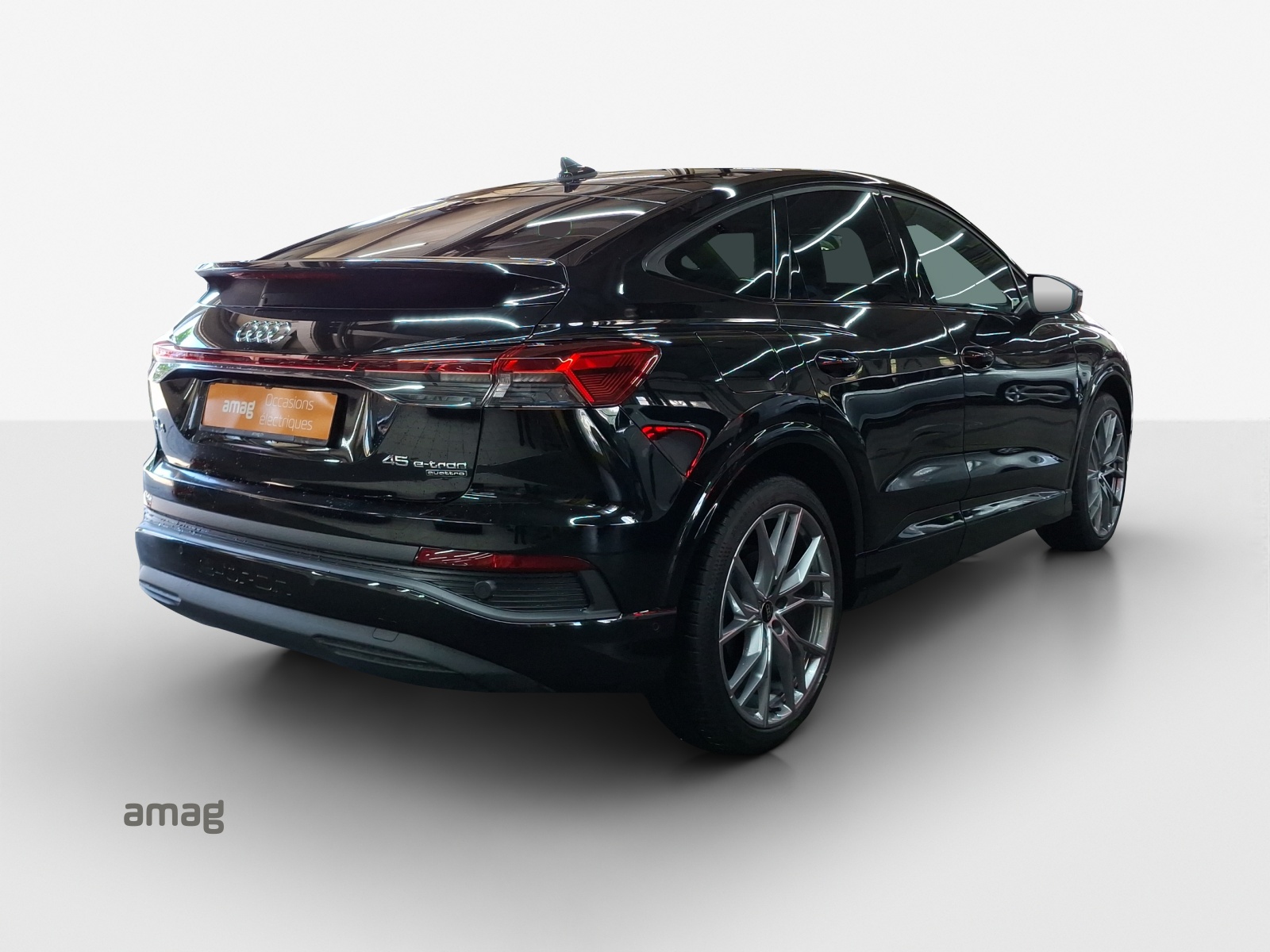 AUDI Q4 Sportback e-tron 45 quattro-image-5