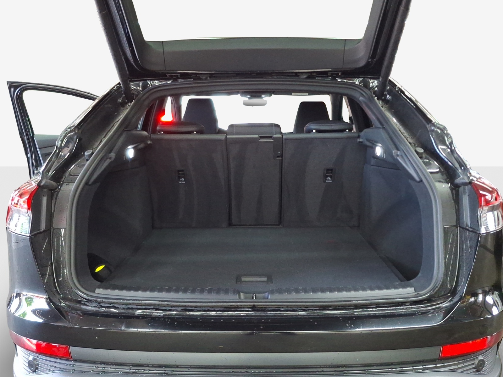 AUDI Q4 Sportback e-tron 45 quattro-image-13