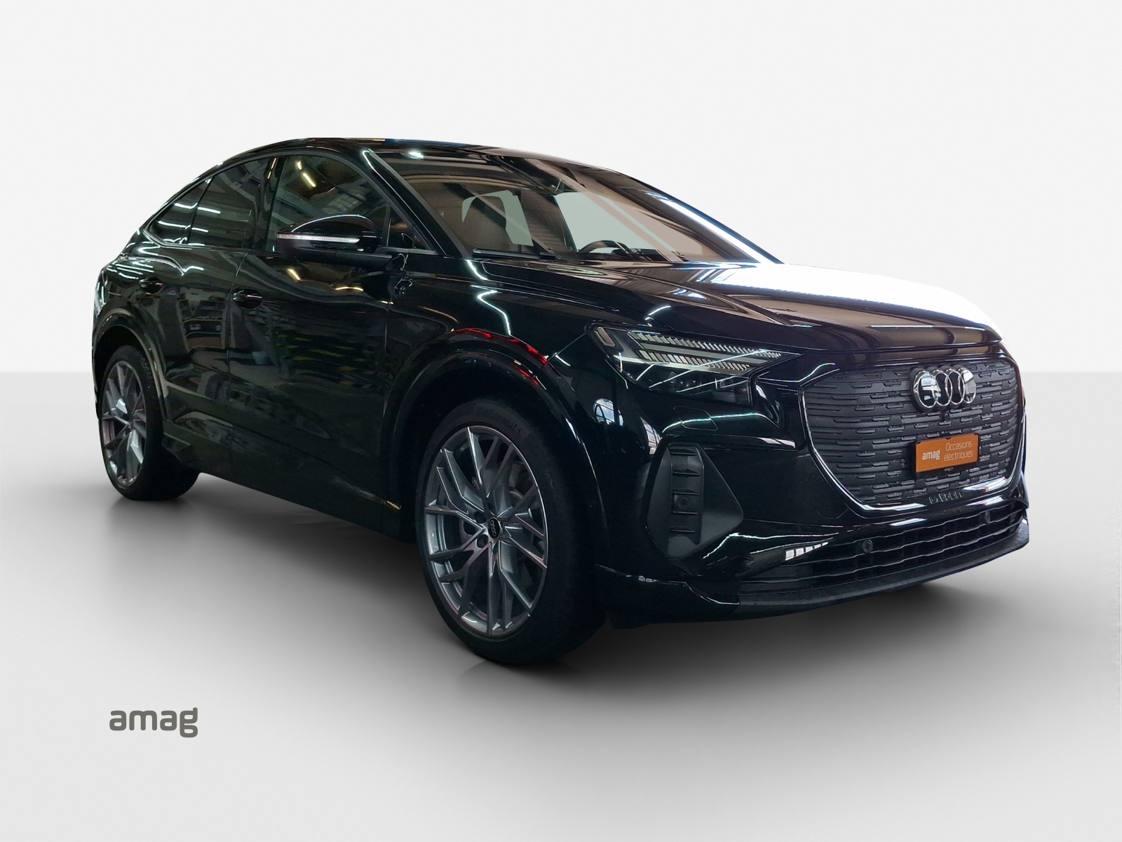 AUDI Q4 Sportback e-tron 45 quattro-image-6