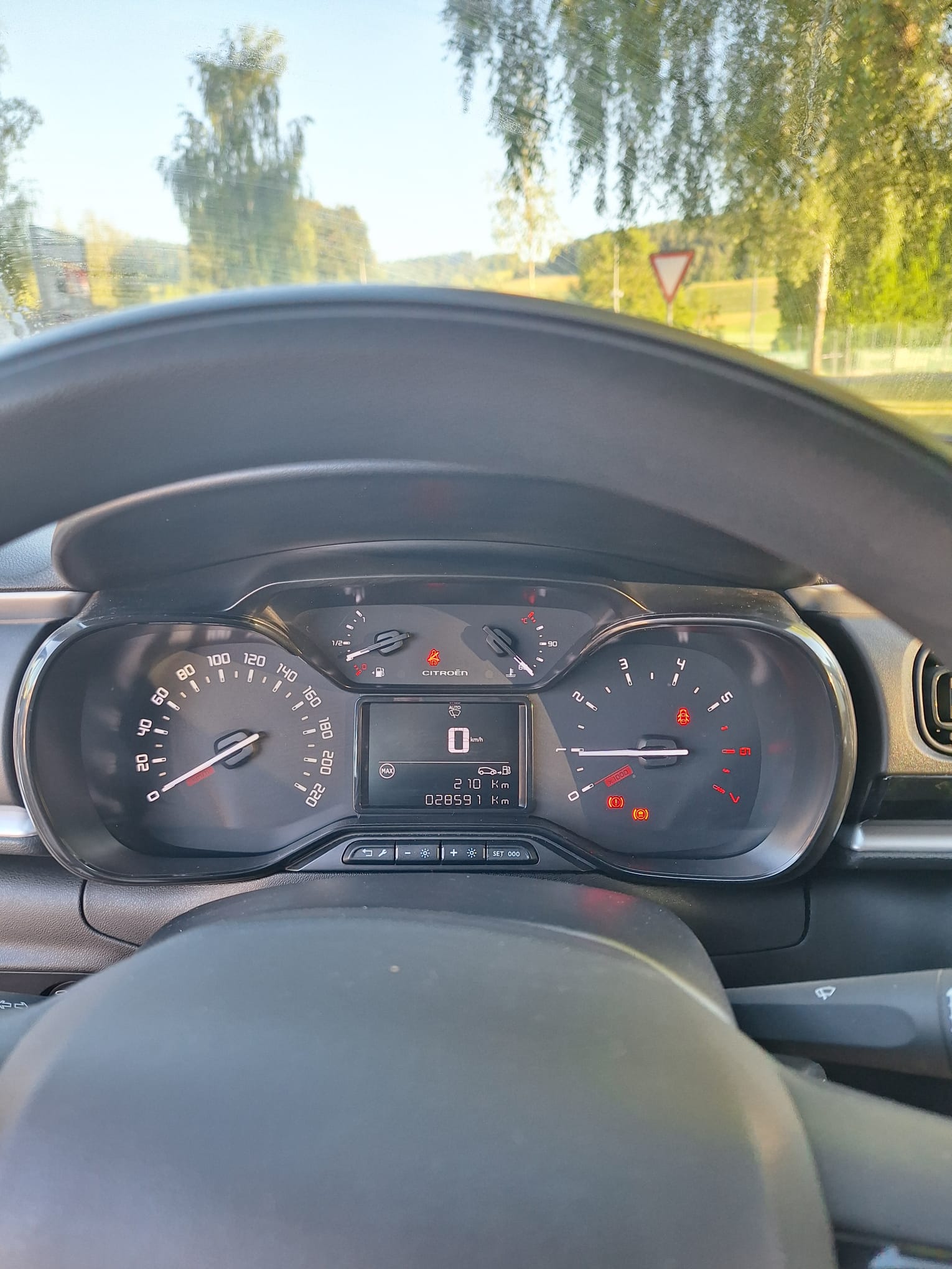 CITROEN C3 1.2i PureTech Feel-image-6