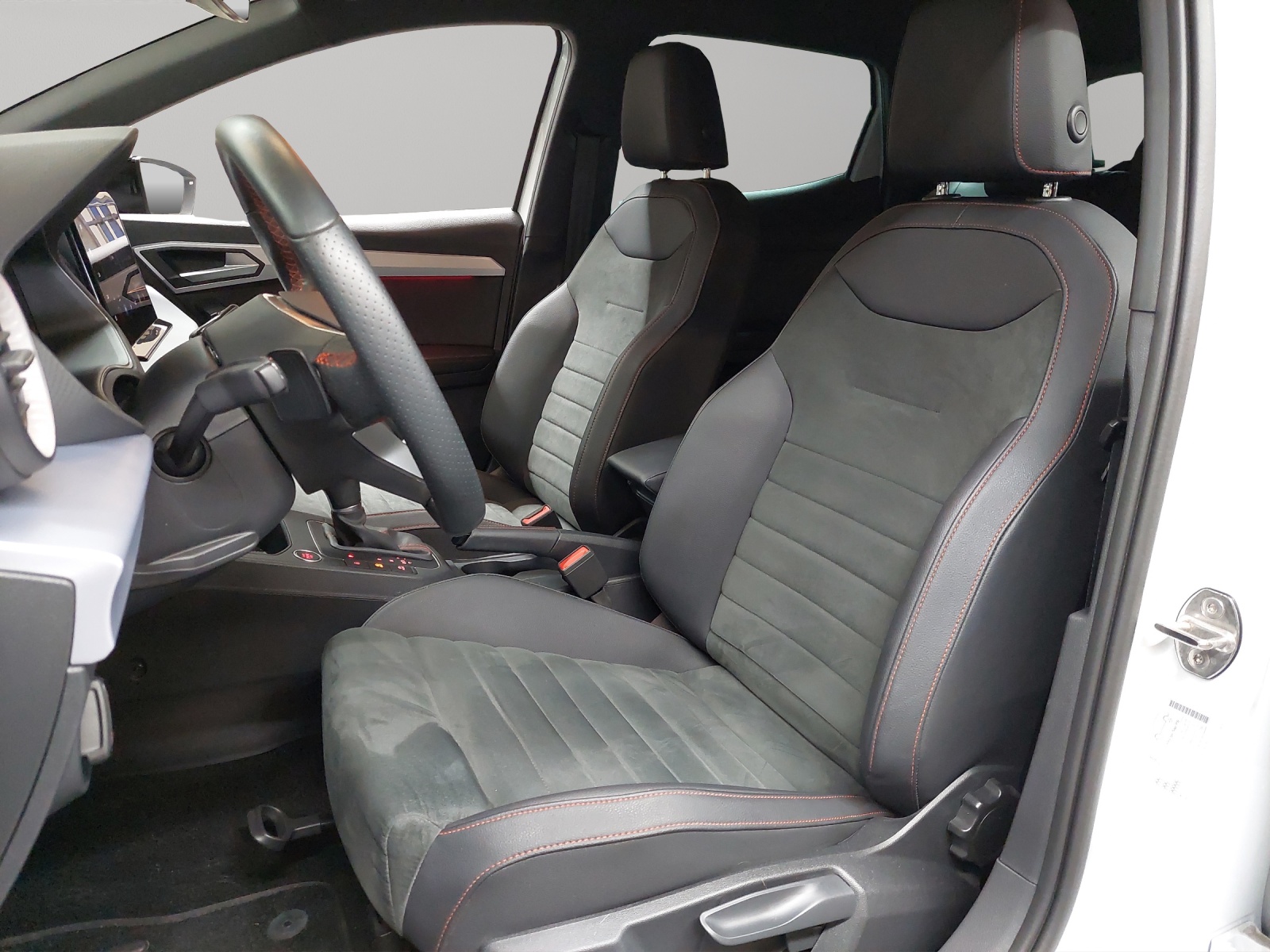 SEAT Ibiza 1.0 EcoTSI FR DSG-image-5