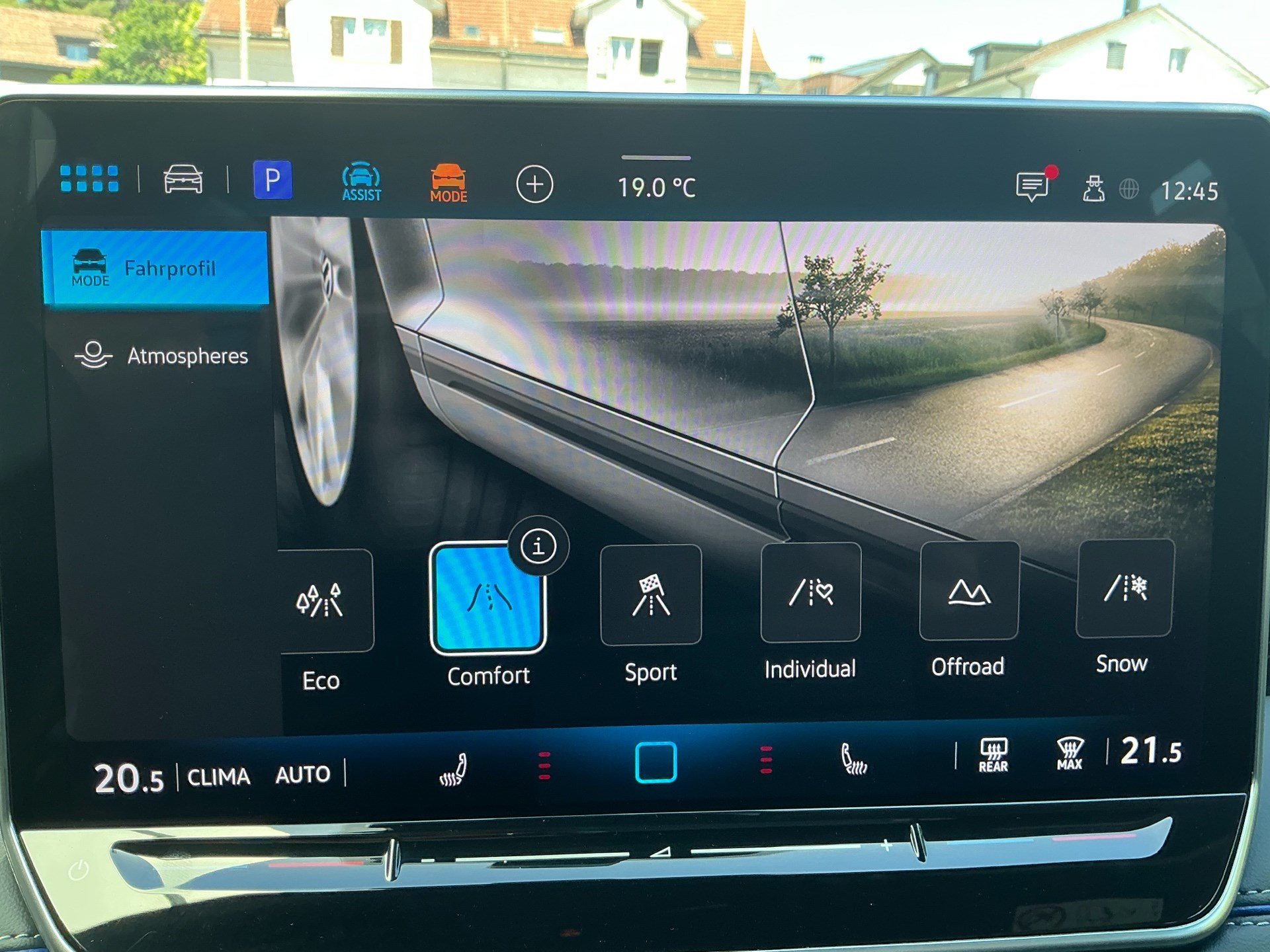 VW Tiguan 2.0 TSI 265 PS 4MOTION R-LINE *** ANHÄNGEKUPPLUNG ***-image-14