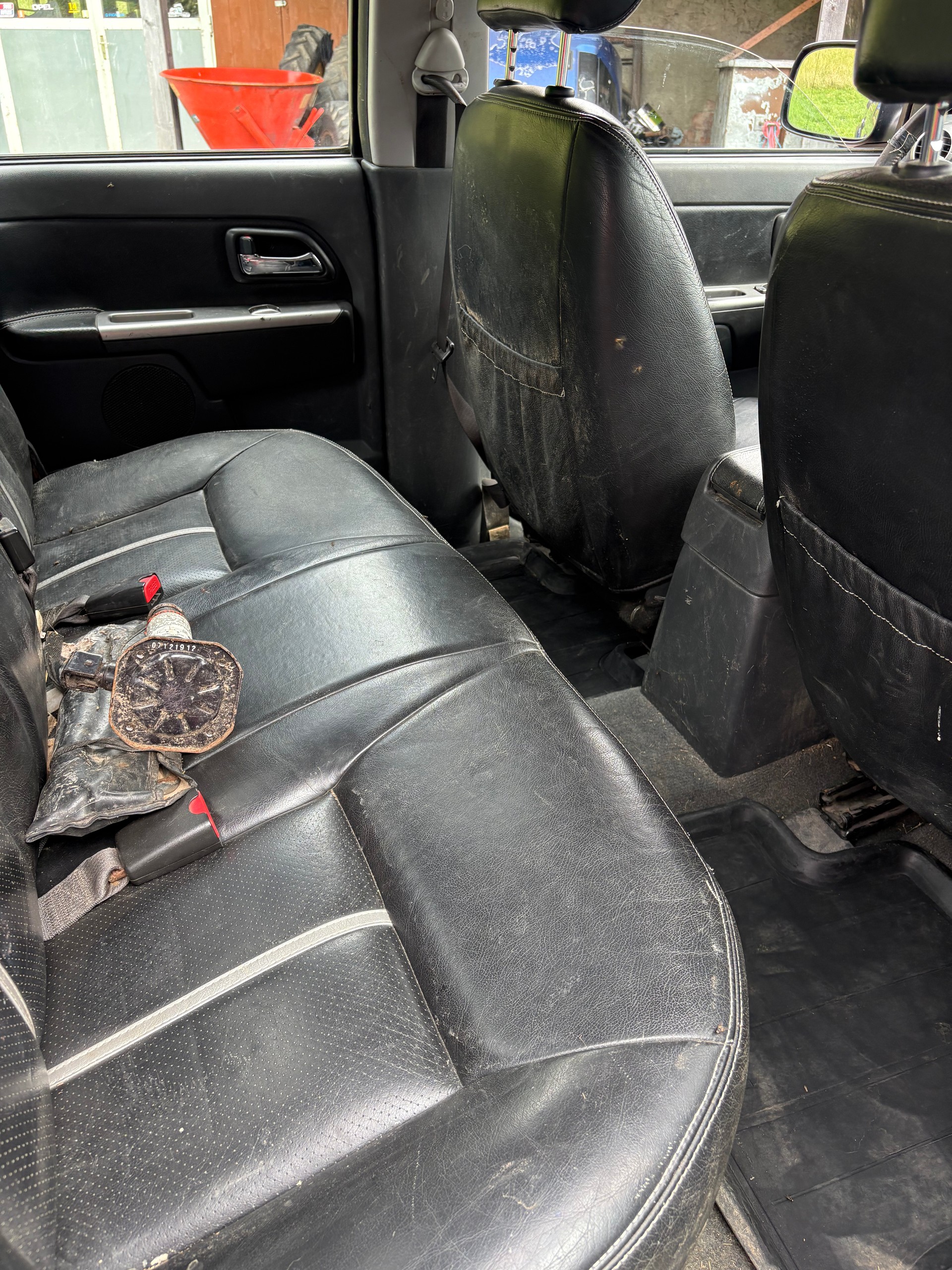 ISUZU D-MAX CrewCab LS 3.0 4x4 A-image-12