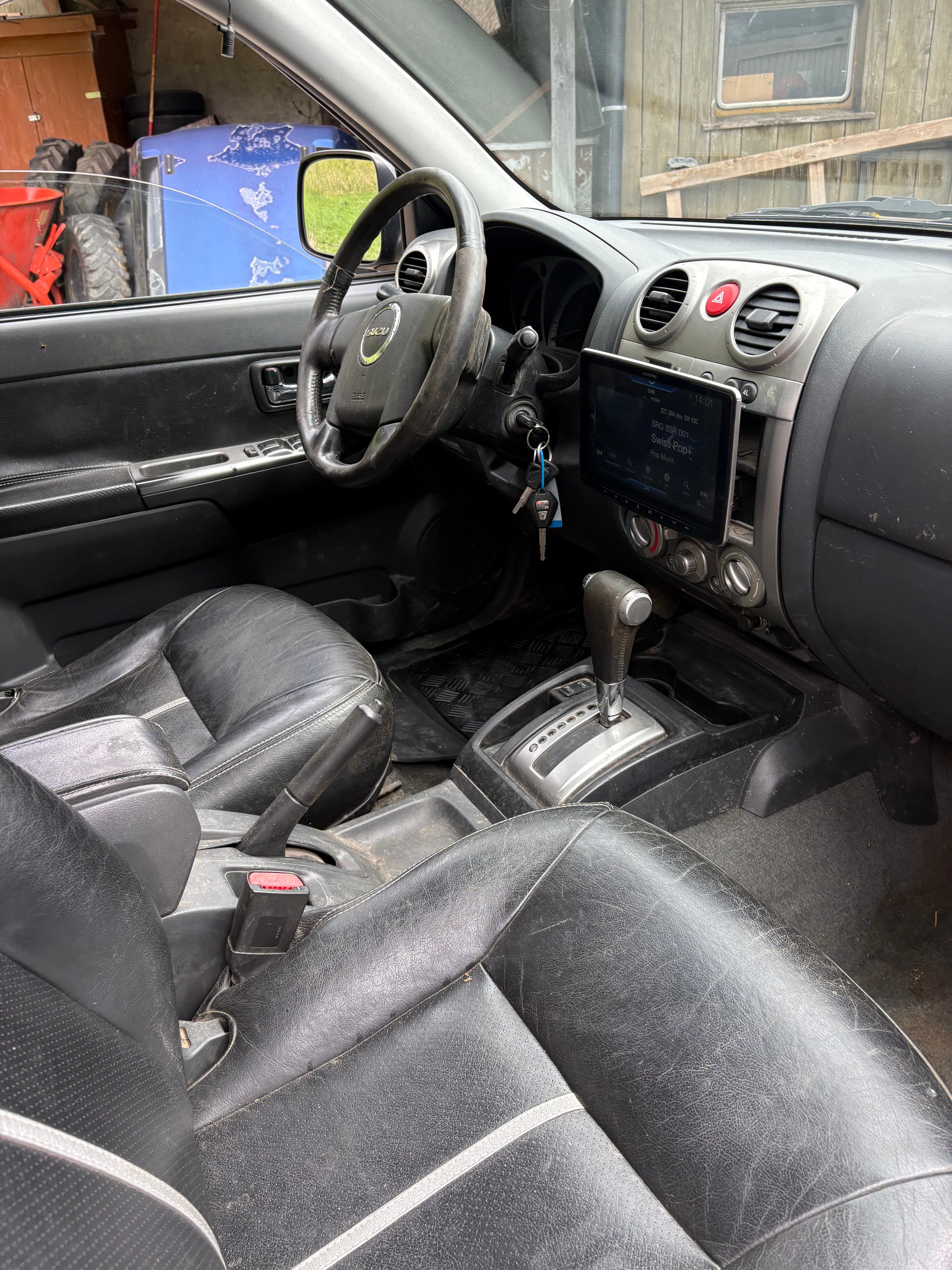 ISUZU D-MAX CrewCab LS 3.0 4x4 A-image-10