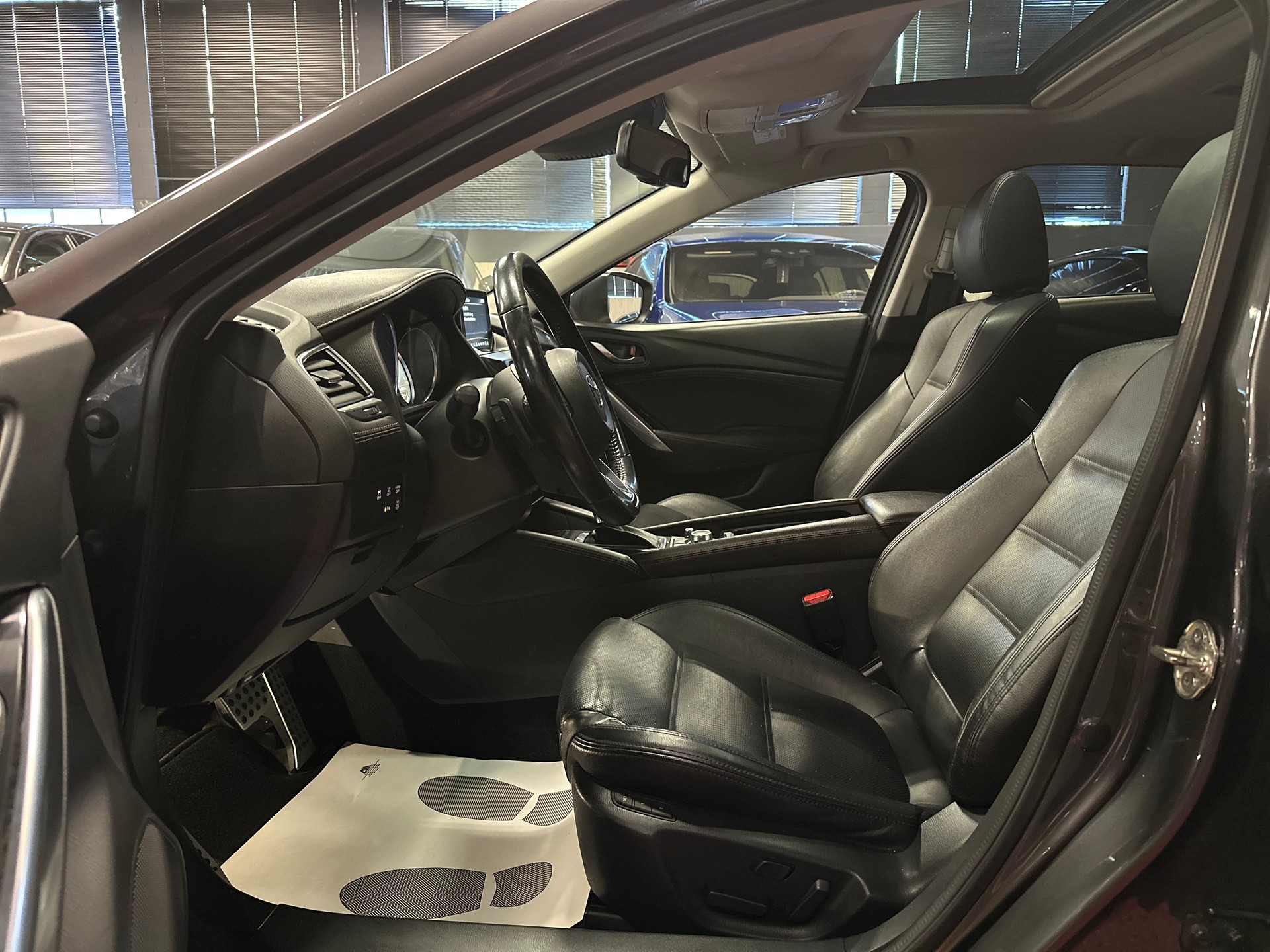 MAZDA 6 Sportwagon SKYACTIV-D 175 Revolution Automat AWD-image-10