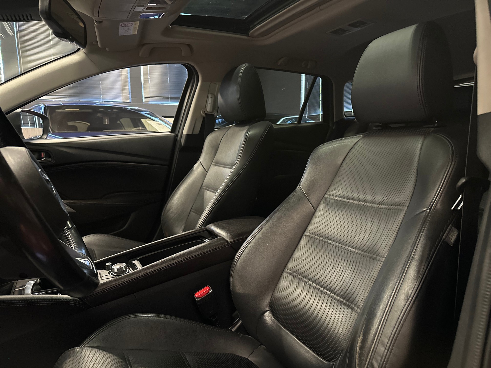 MAZDA 6 Sportwagon SKYACTIV-D 175 Revolution Automat AWD-image-15