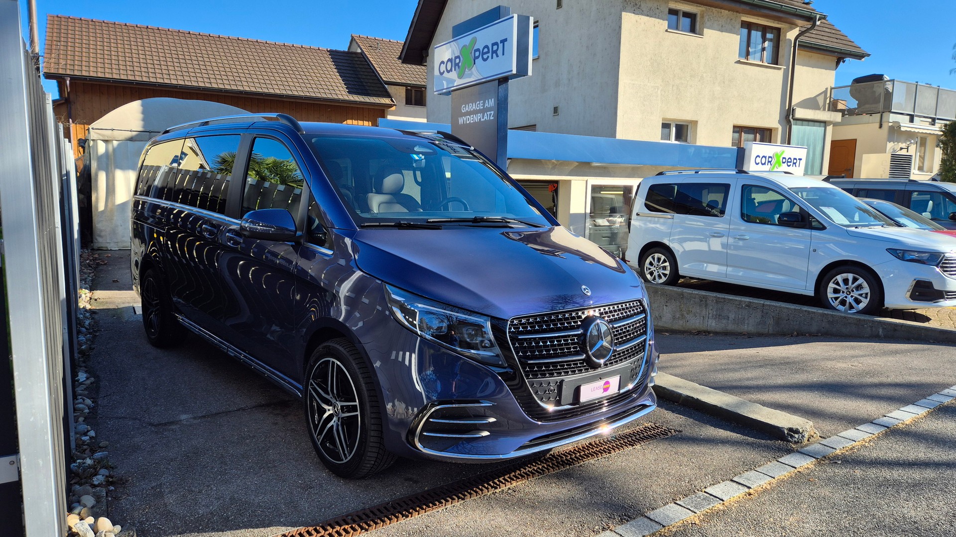 MERCEDES-BENZ V 300 d lang Exclusive 4Matic 9G-Tronic-image-0