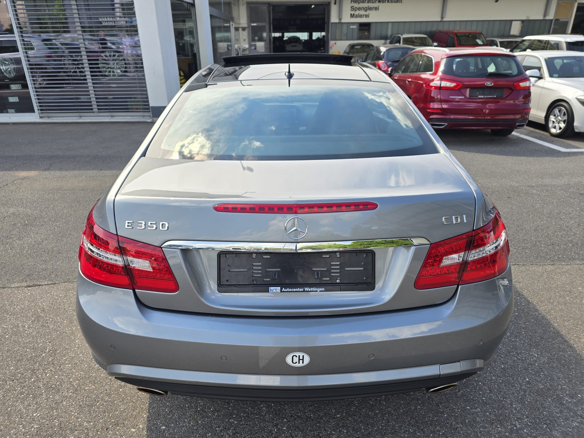 MERCEDES-BENZ E 350 CDI-image-4