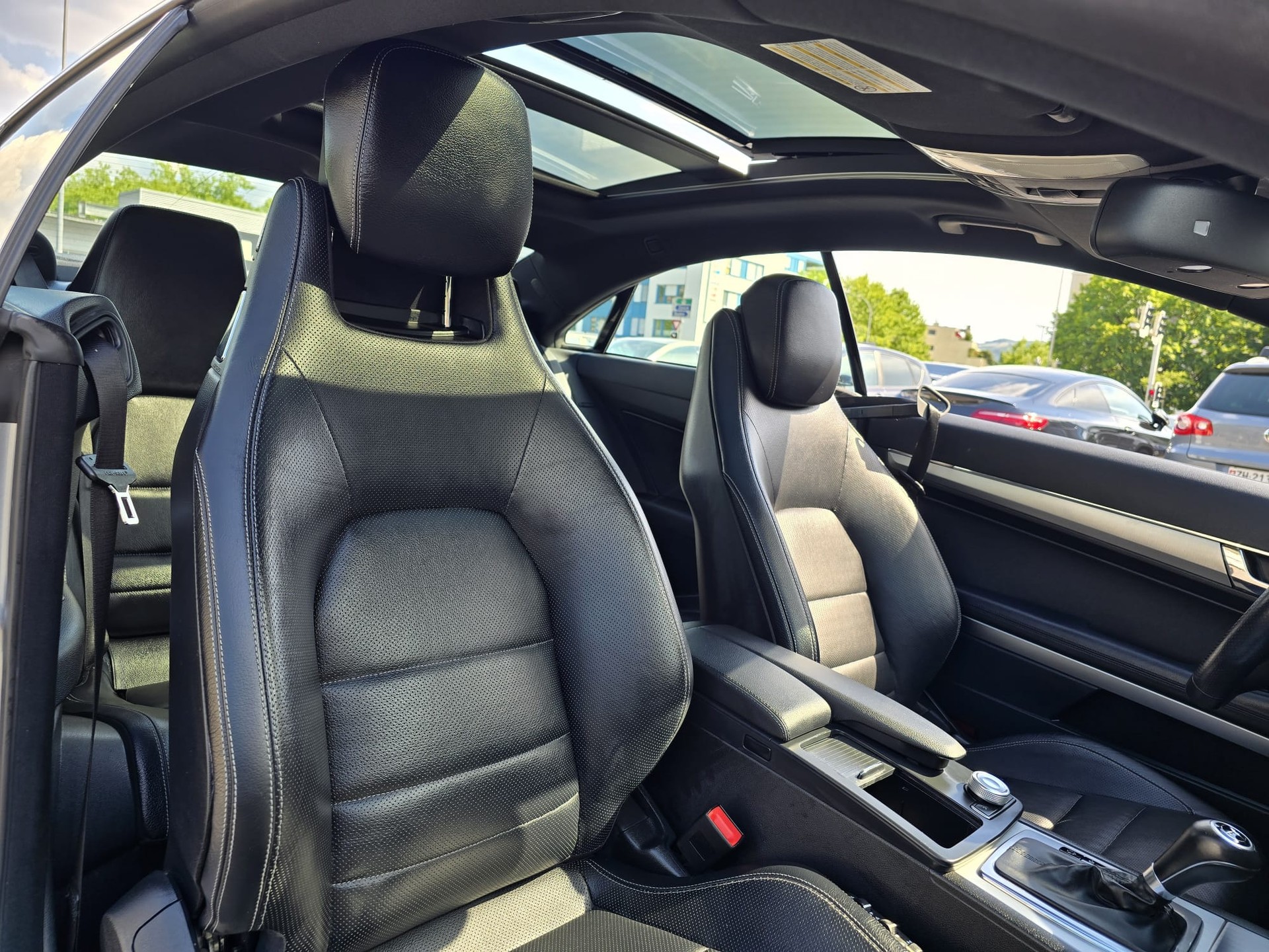 MERCEDES-BENZ E 350 CDI-image-15