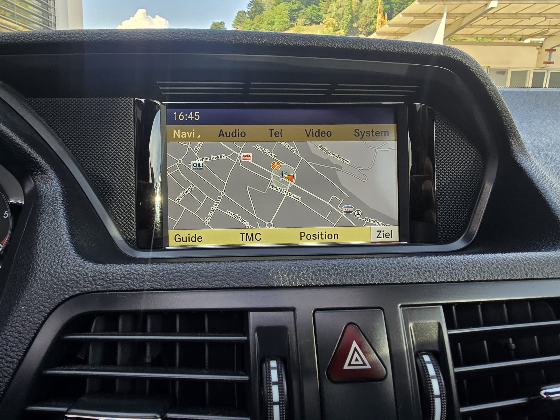 MERCEDES-BENZ E 350 CDI-image-19