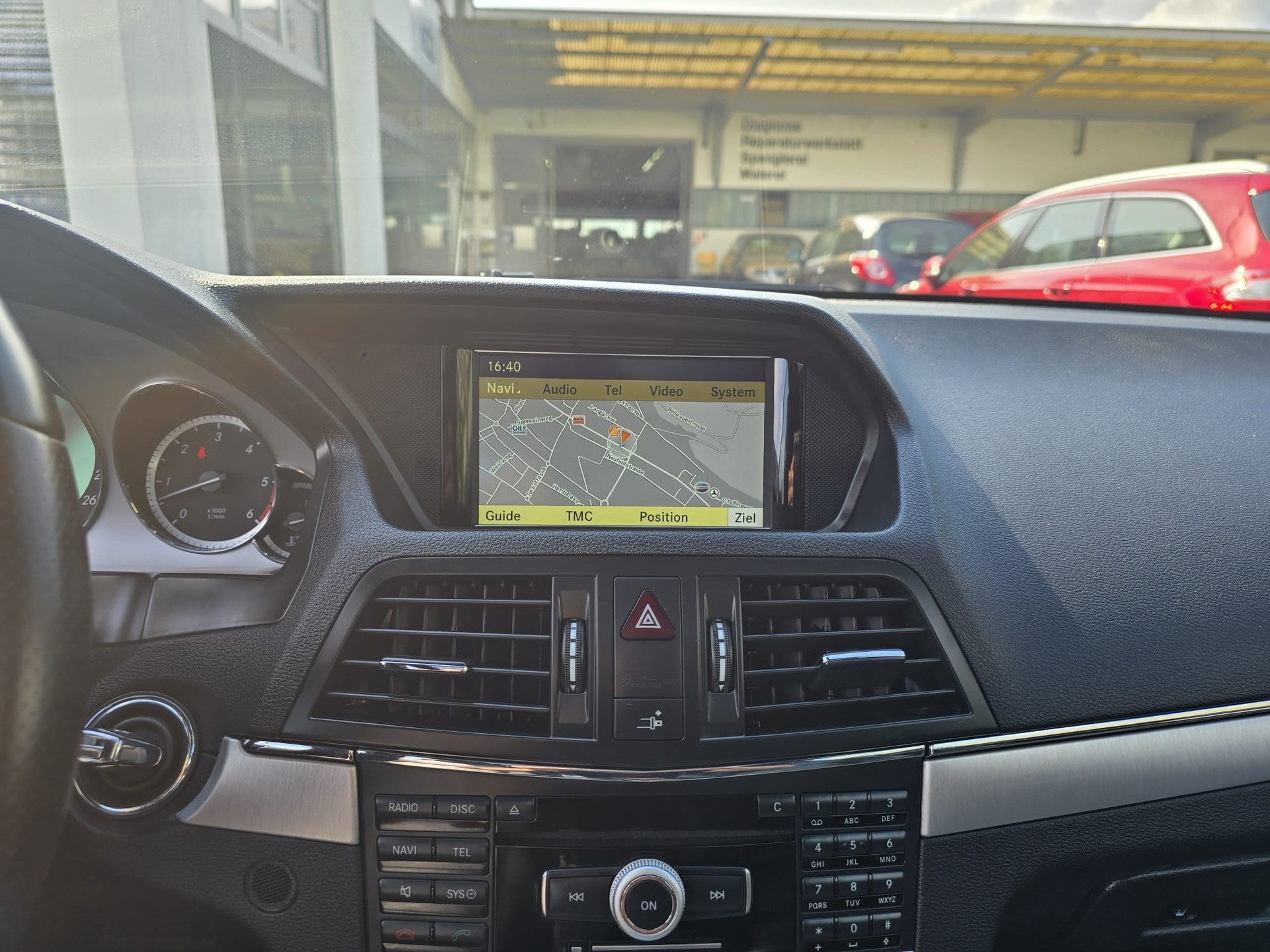 MERCEDES-BENZ E 350 CDI-image-10