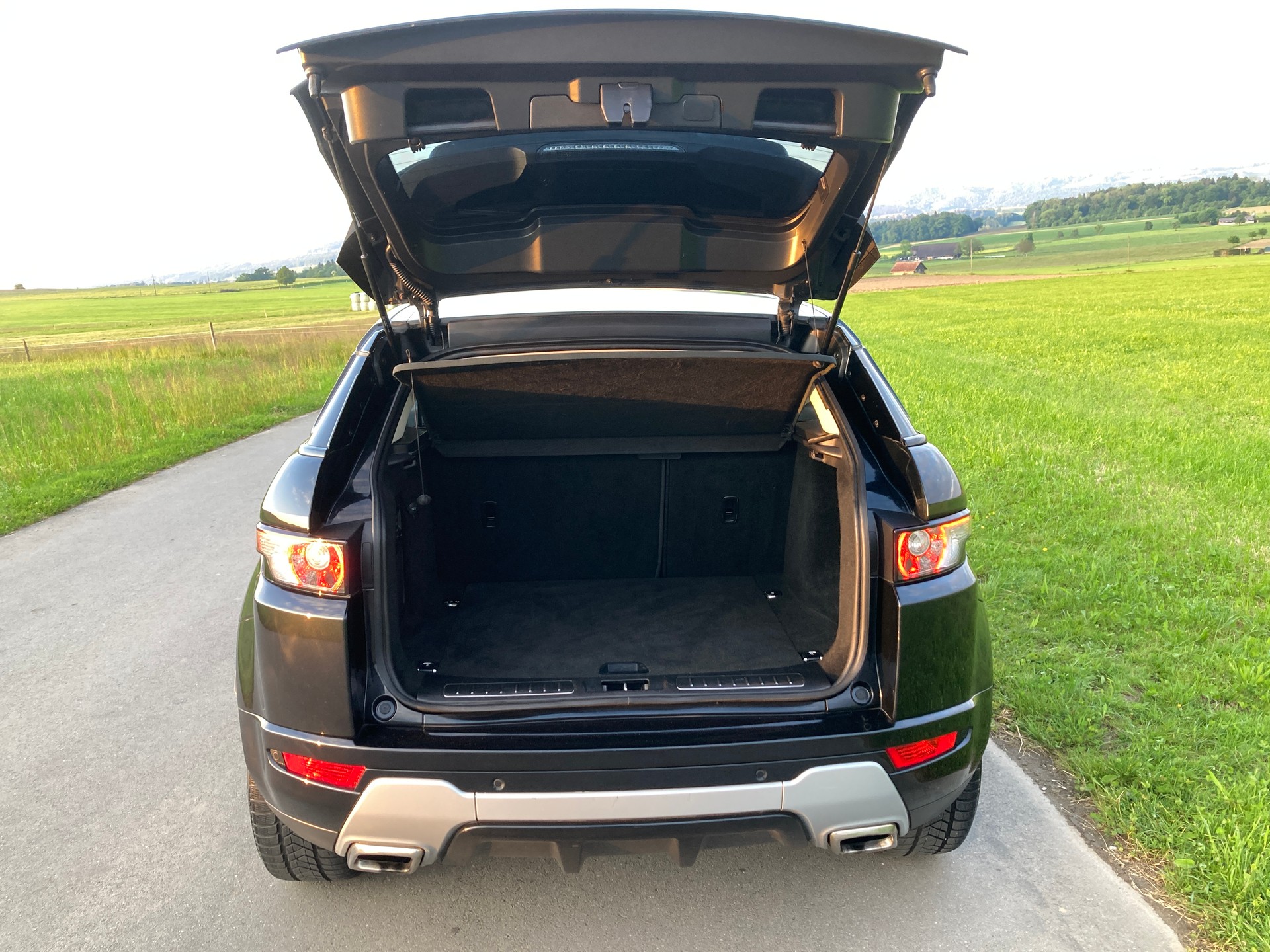 LAND ROVER Range Rover Evoque 2.0 Si4 Prestige AT6-image-5