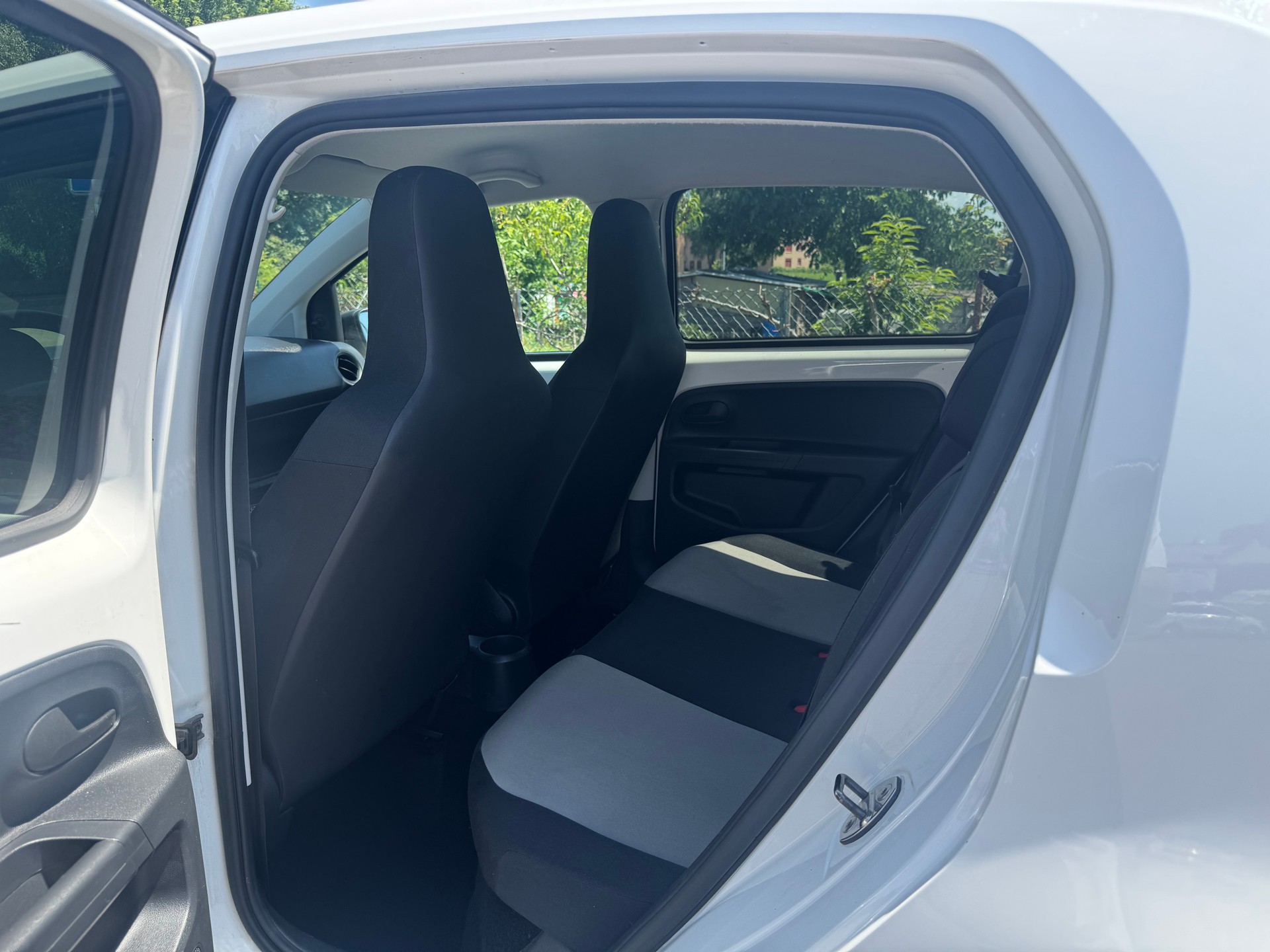SKODA Citigo 1.0 G-tec Active-image-15