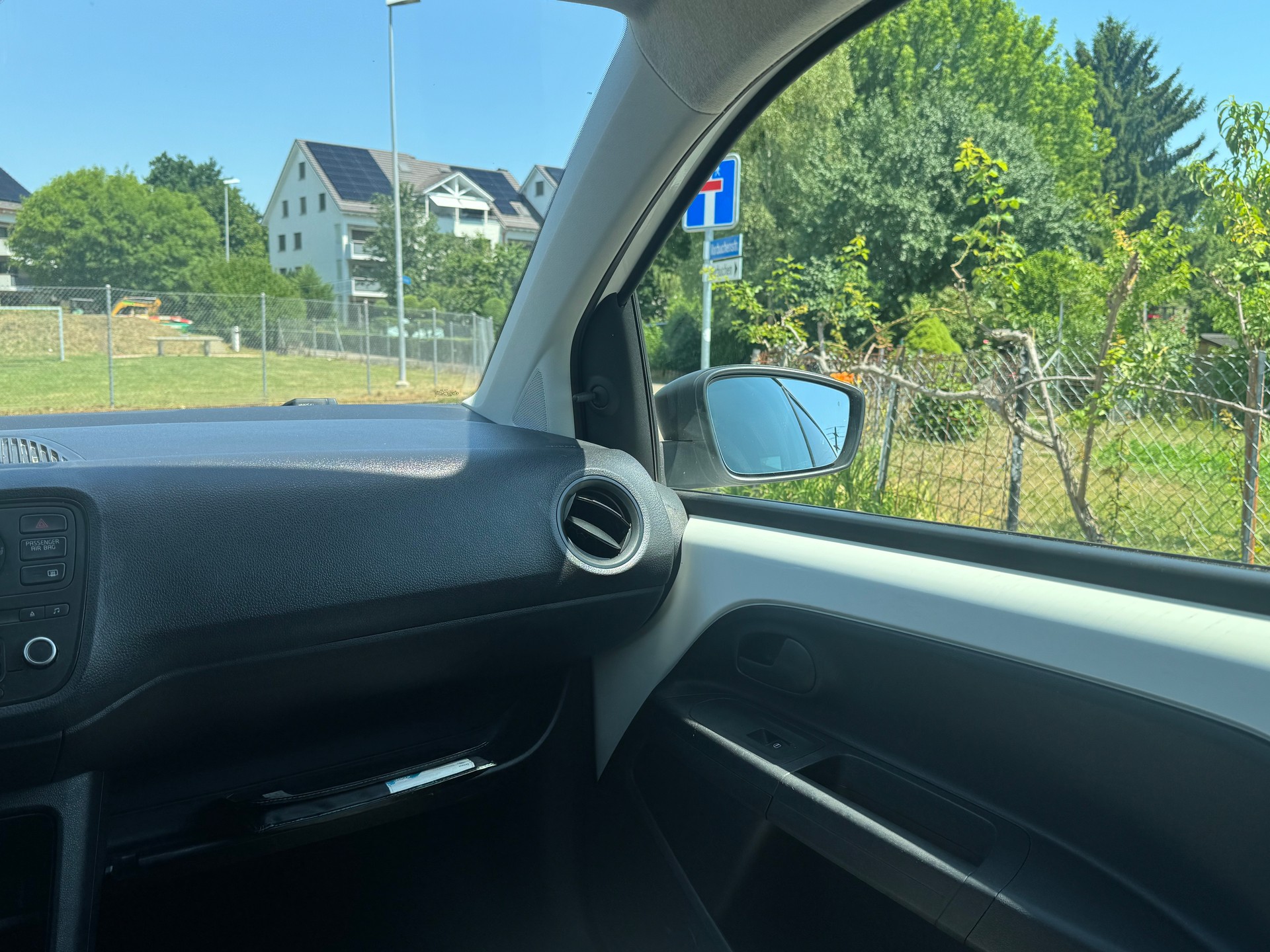 SKODA Citigo 1.0 G-tec Active-image-11