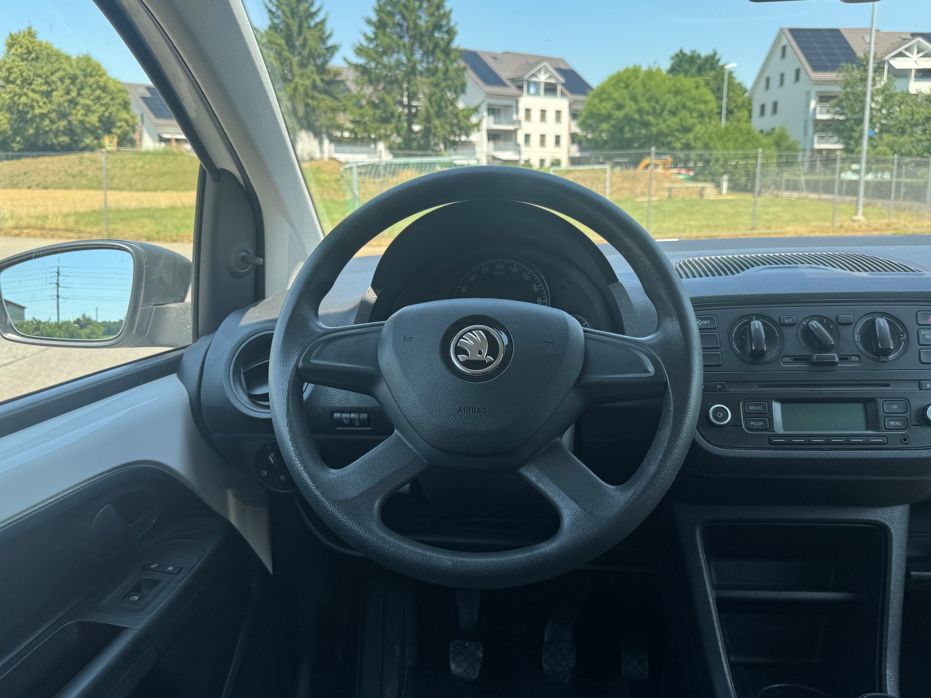 SKODA Citigo 1.0 G-tec Active-image-12