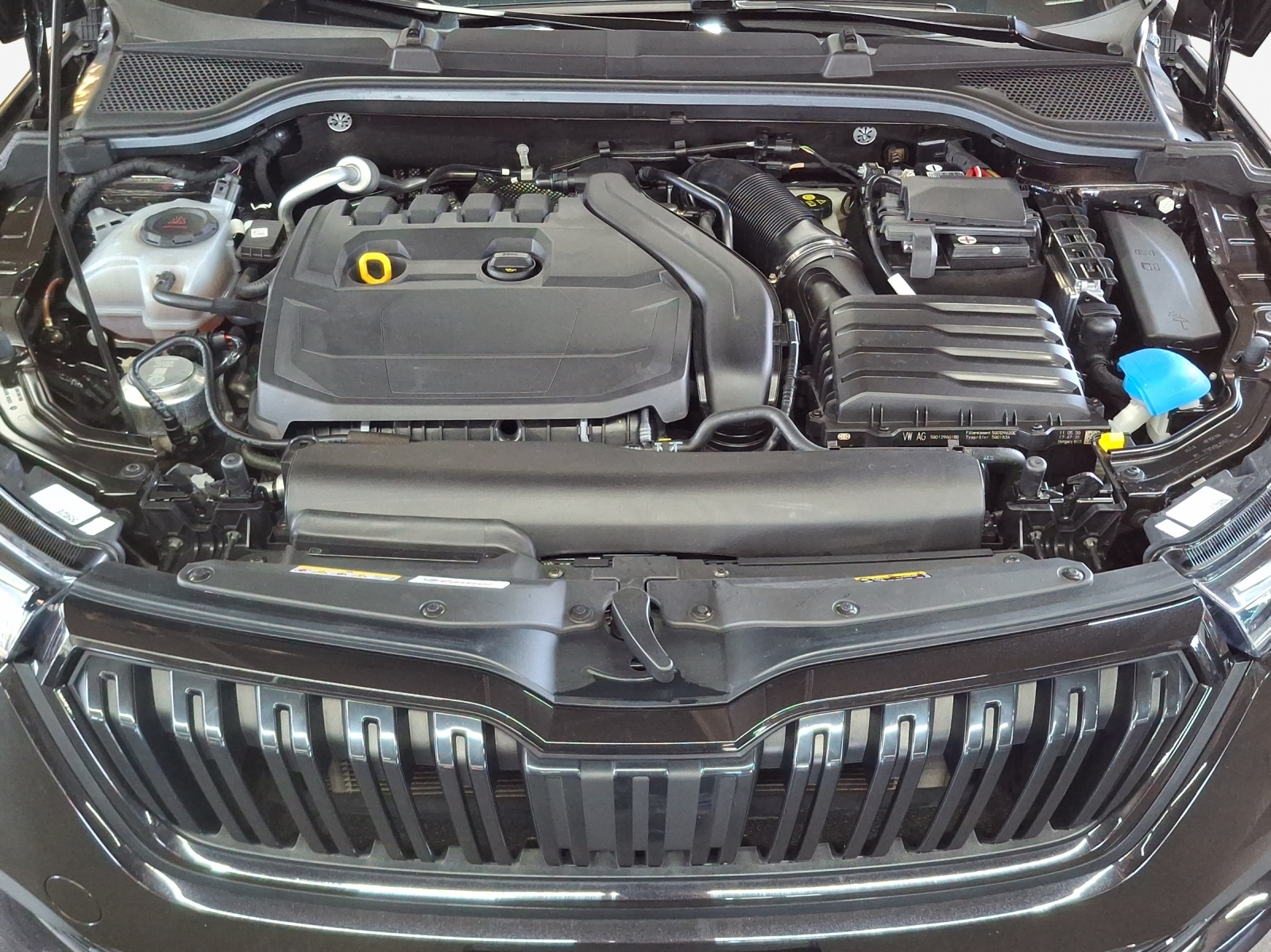 SKODA Kamiq 1.5 TSI ACT Monte Carlo DSG-image-15