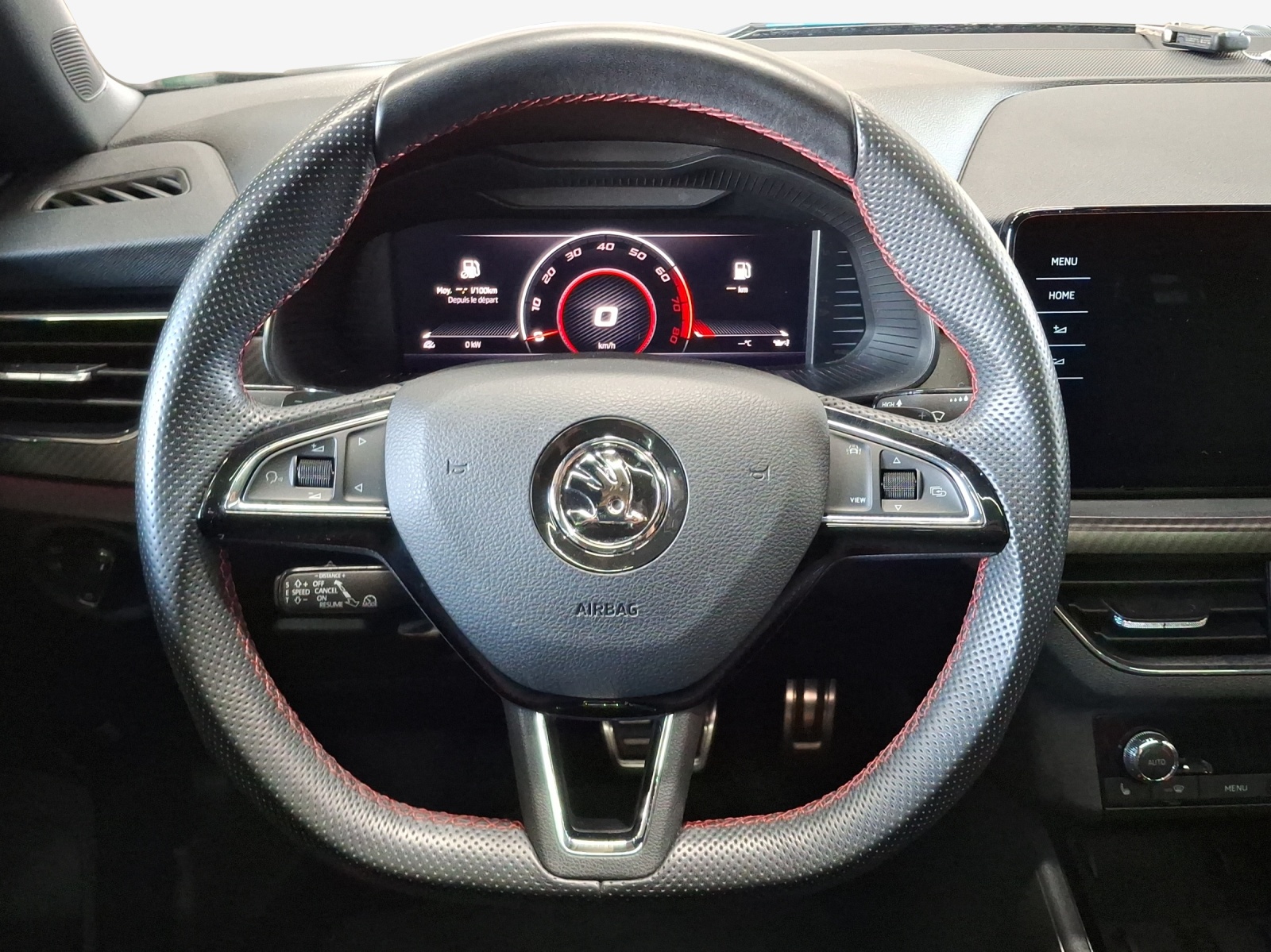SKODA Kamiq 1.5 TSI ACT Monte Carlo DSG-image-9