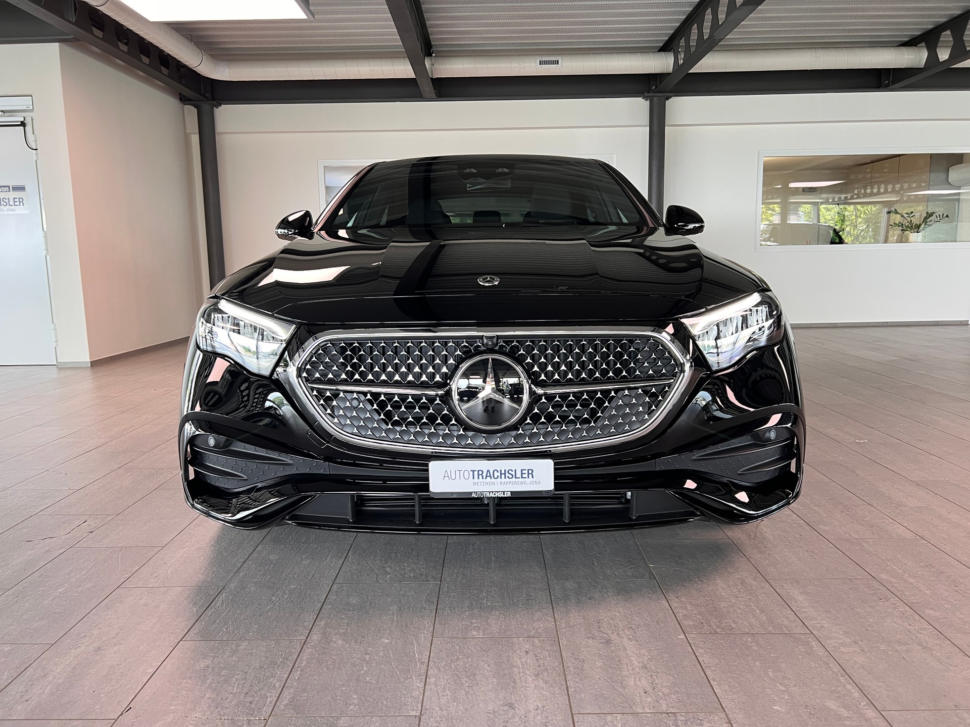 MERCEDES-BENZ E 220 d 4Matic 9G-Tronic-image-1