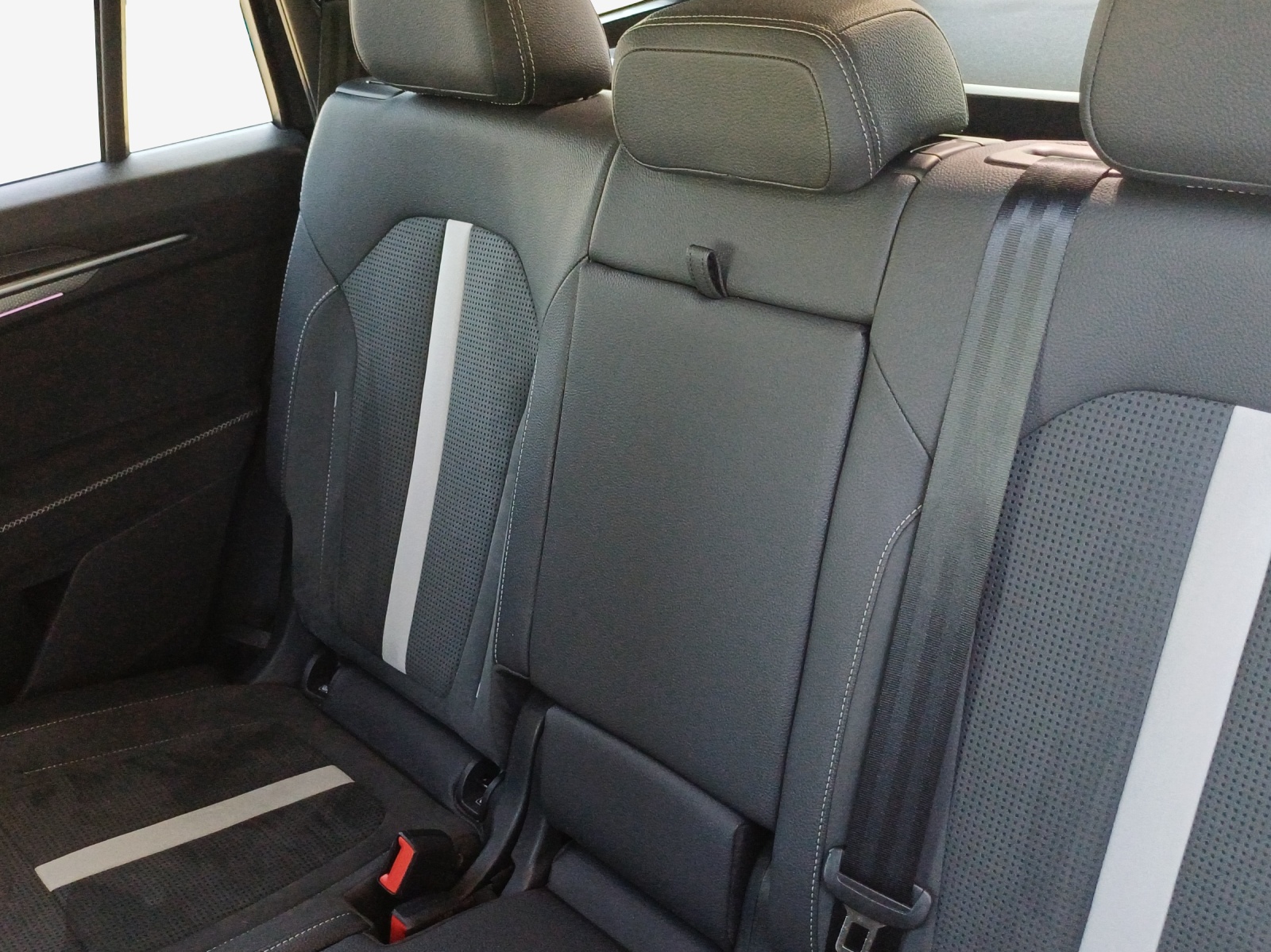 SKODA Kodiaq 2.0 TDI Sportline 4x4-image-11