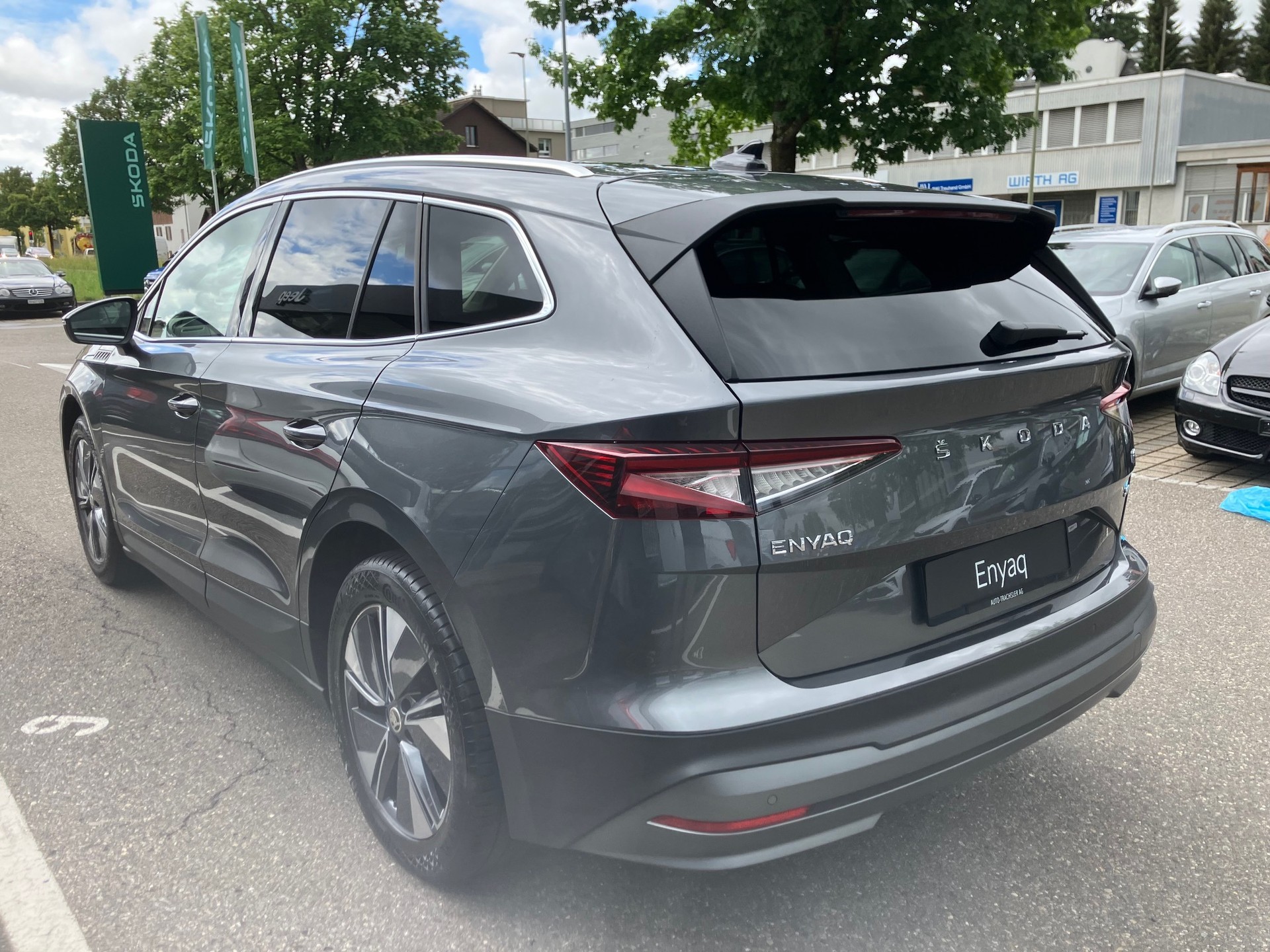 SKODA Enyaq iV 80-image-5