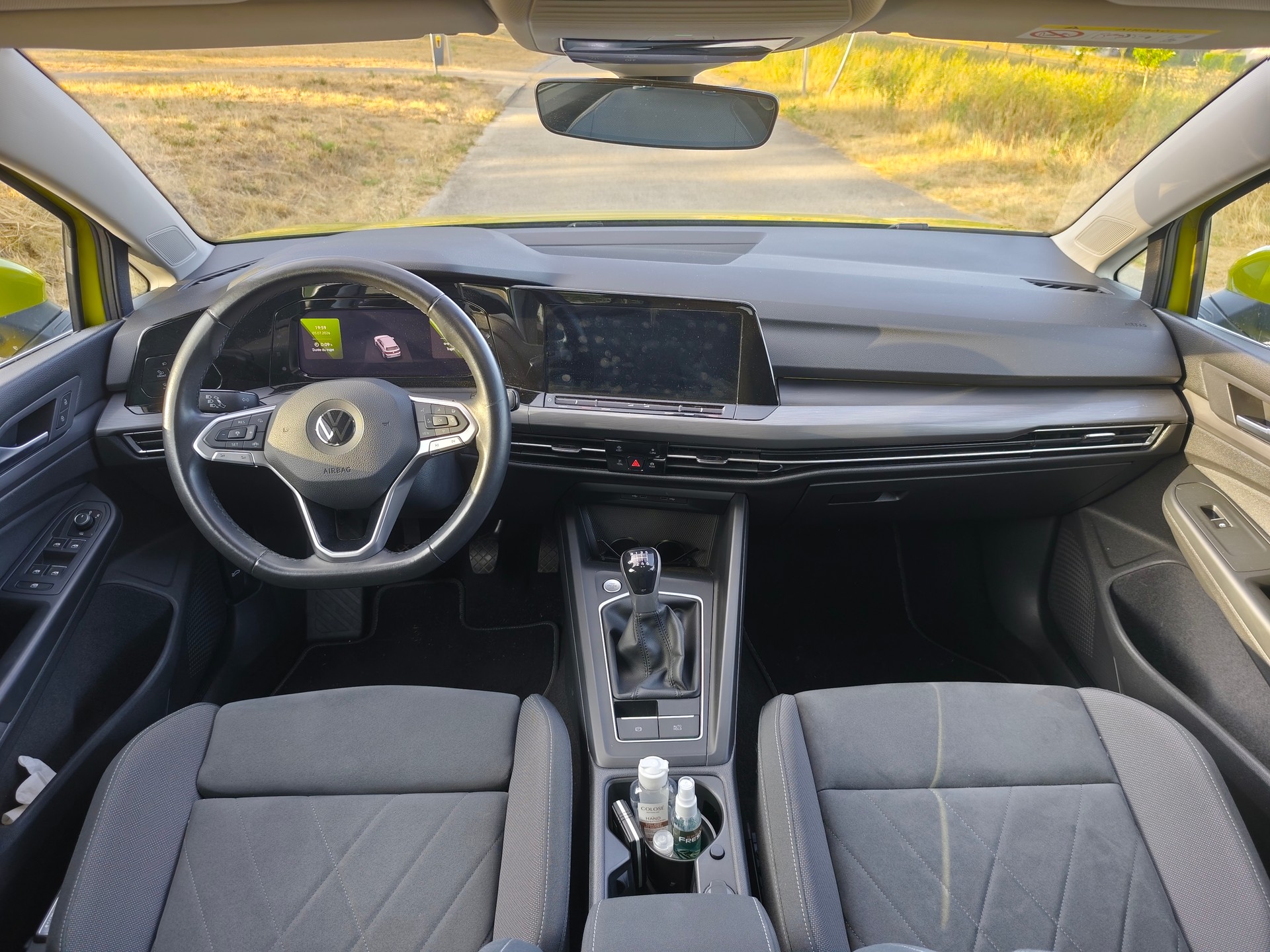 VW Golf 1.5 TSI ACT First Edition-image-11