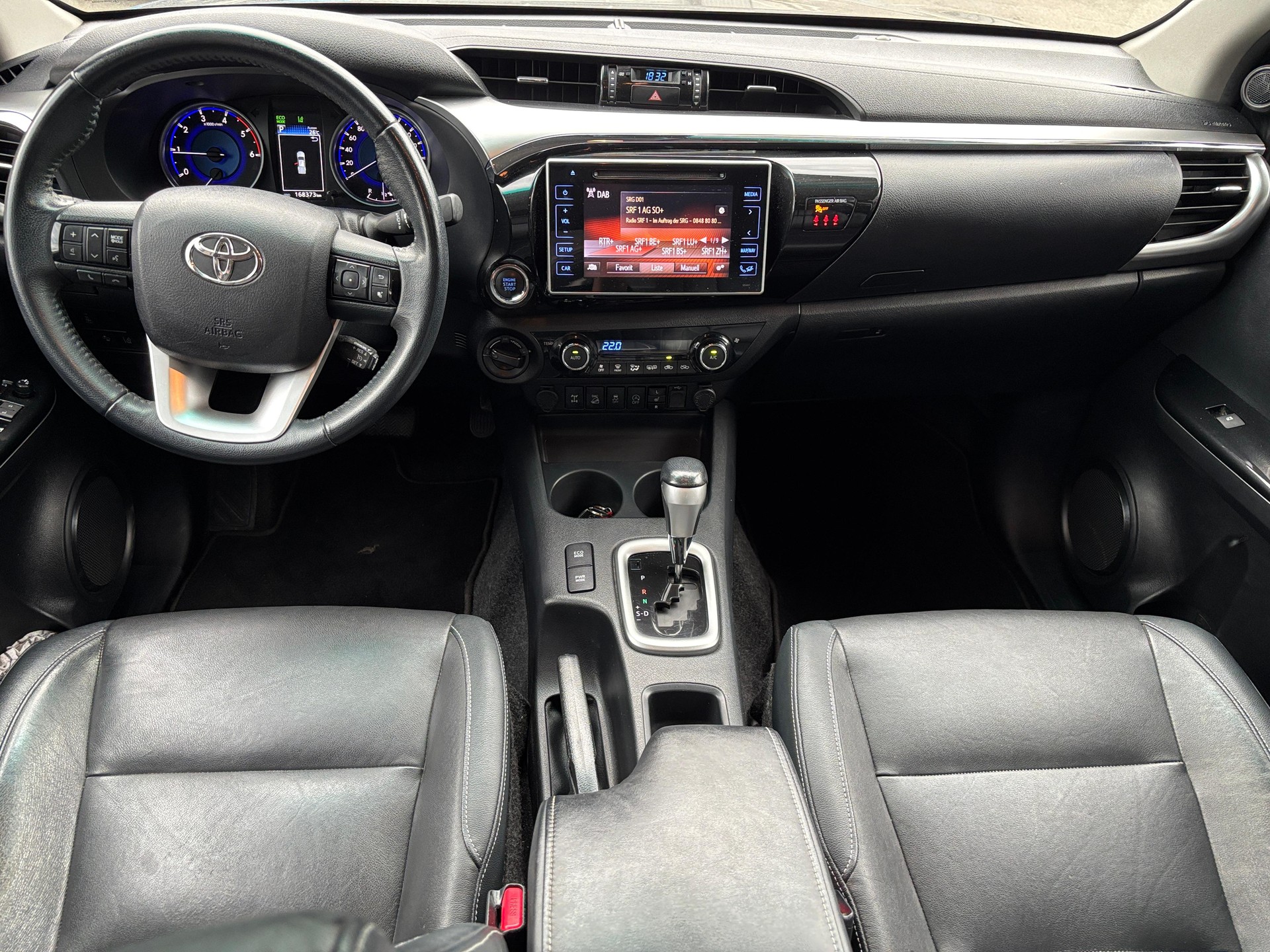 TOYOTA Hilux 2.4 D-4D Sol Premium-image-7