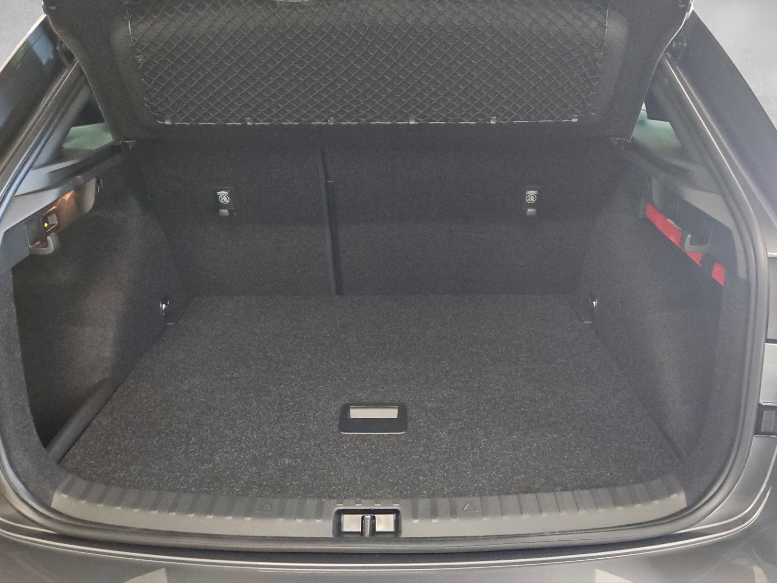 SKODA Scala 1.0 TSI Dynamic DSG-image-13