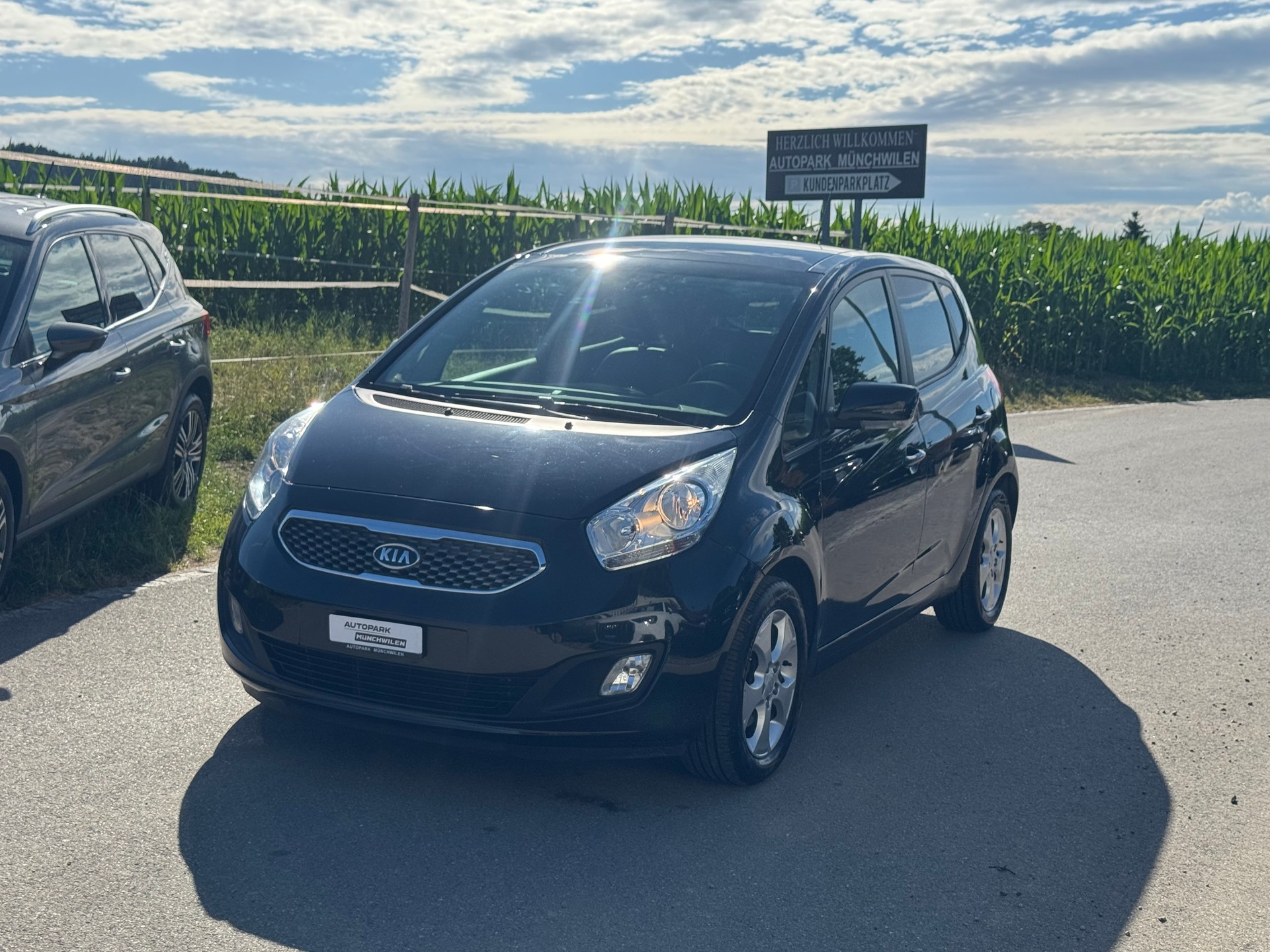 KIA Venga 1.6 CVVT Style Automatic-image-0