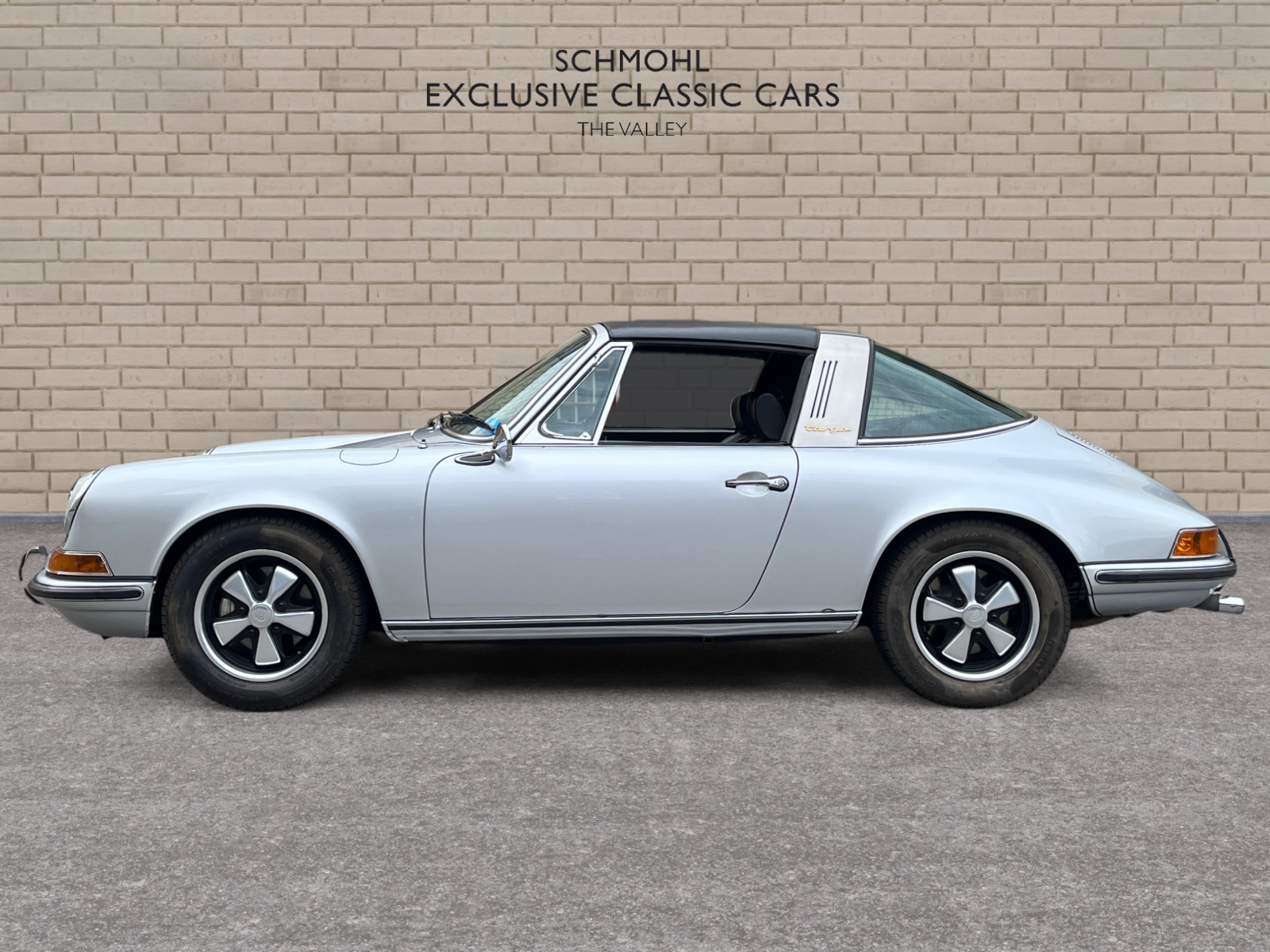 PORSCHE 911 S 2.2-image-0