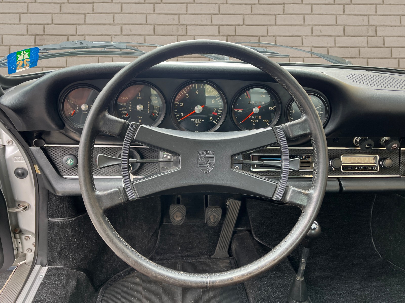 PORSCHE 911 S 2.2-image-9