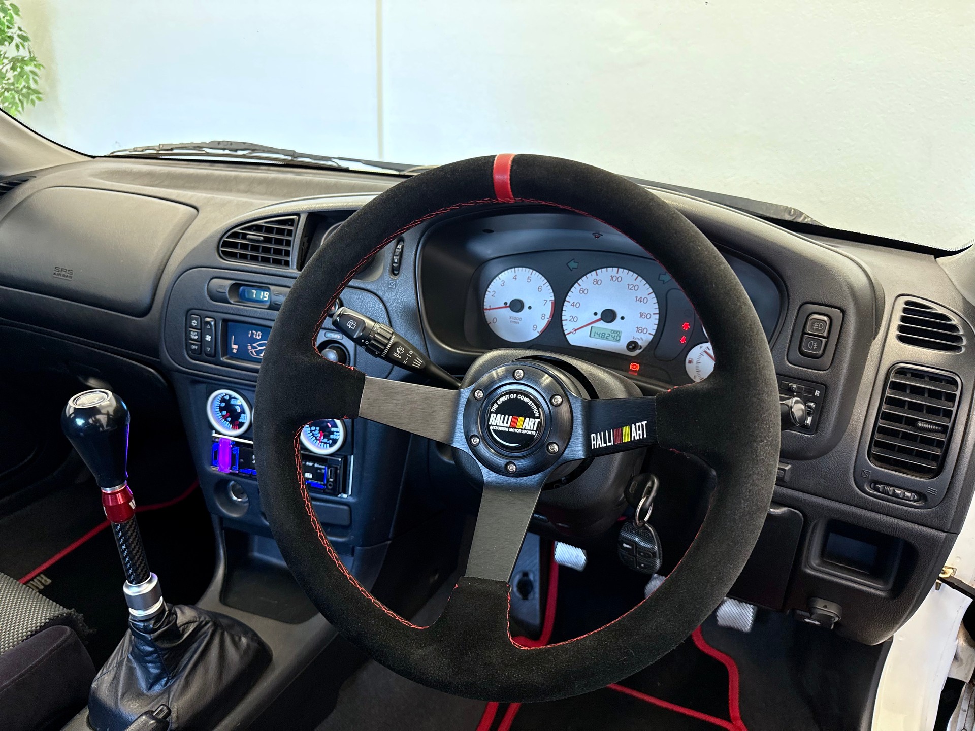 MITSUBISHI Evo V-image-13