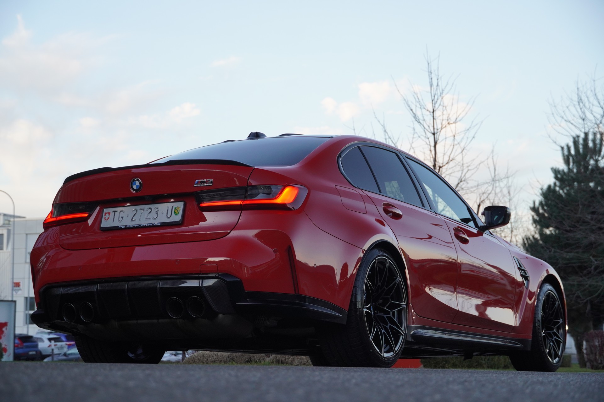 BMW M3 Competition M xDrive//M Carbon Schalensitze//M Carbon Exterieurpaket//-image-6