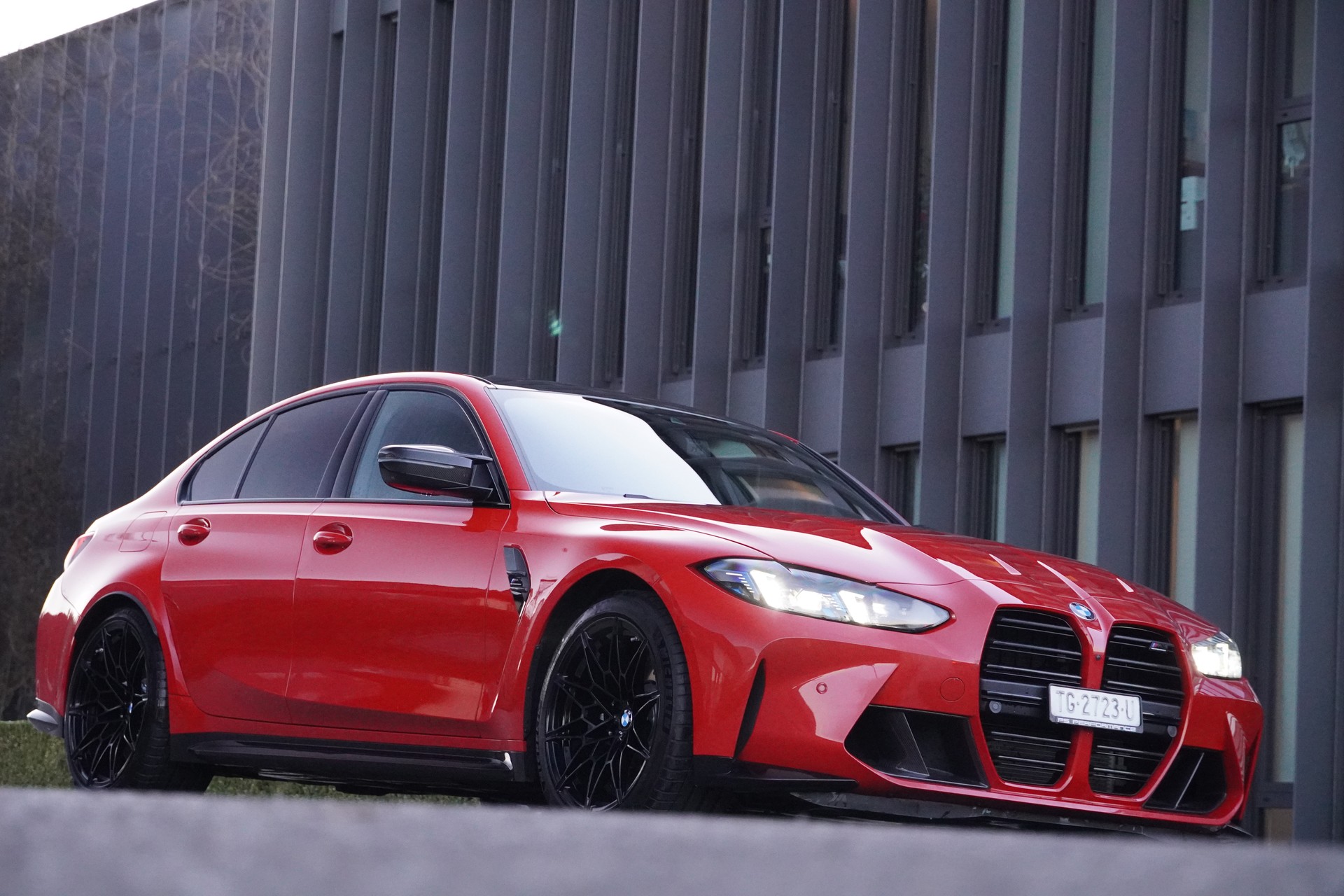 BMW M3 Competition M xDrive//M Carbon Schalensitze//M Carbon Exterieurpaket//-image-1