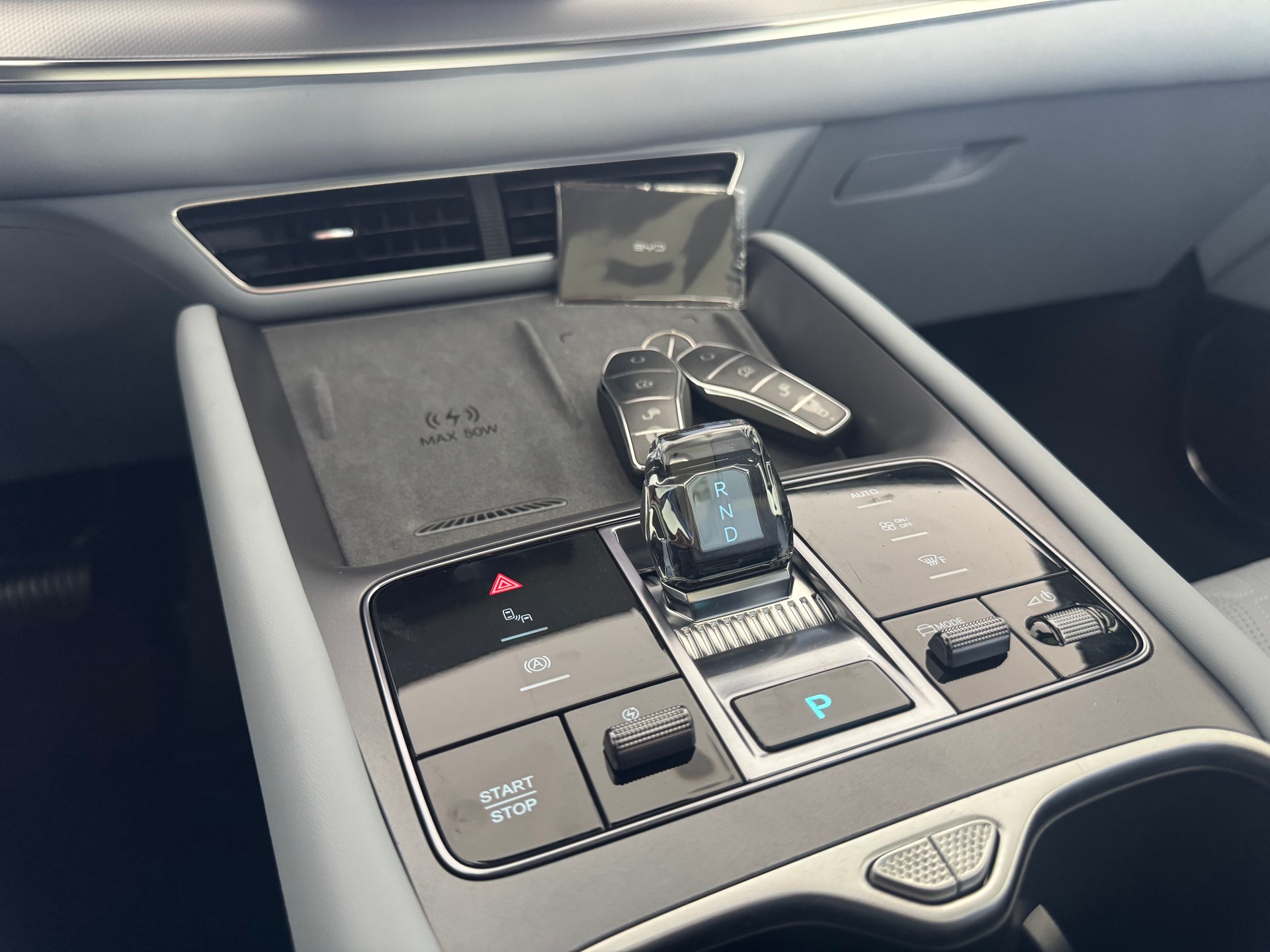 BYD Sealion 7 91,3 kWh Excellence AWD-image-23