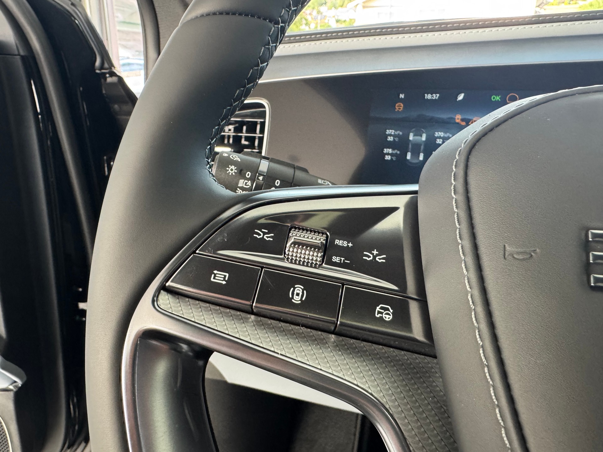BYD Sealion 7 91,3 kWh Excellence AWD-image-16