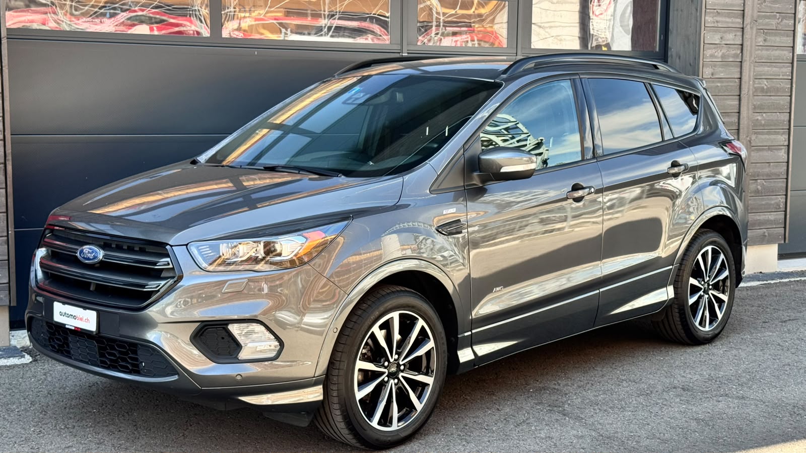 FORD Kuga 2.0 TDCi ST Line 4WD PowerShift-image-0