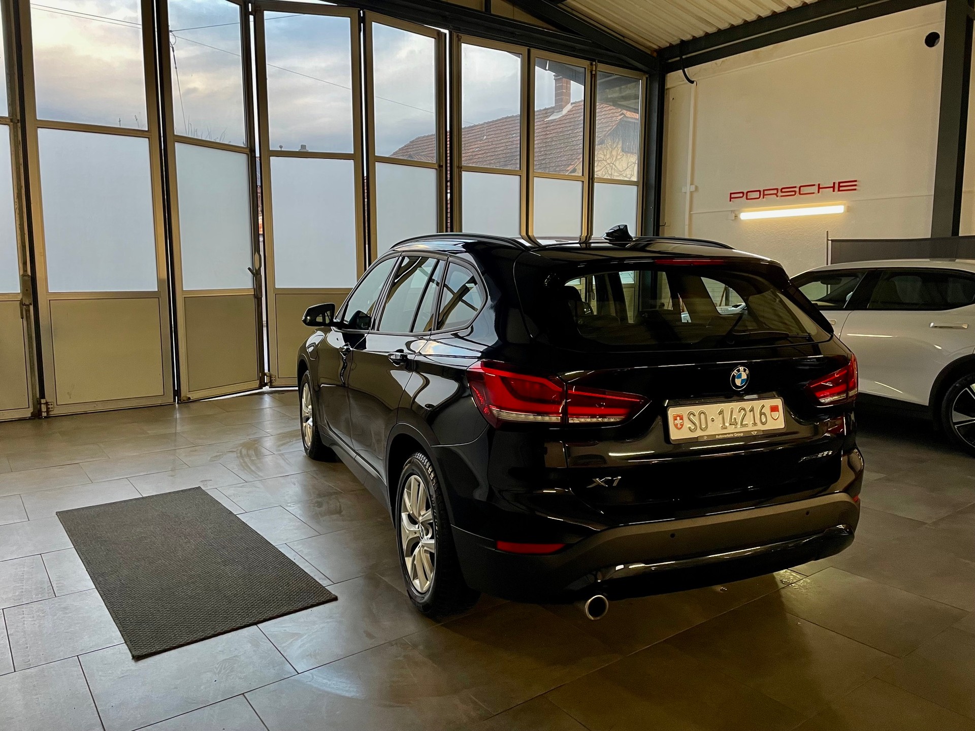 BMW X1 xDrive 25e Steptronic-image-3