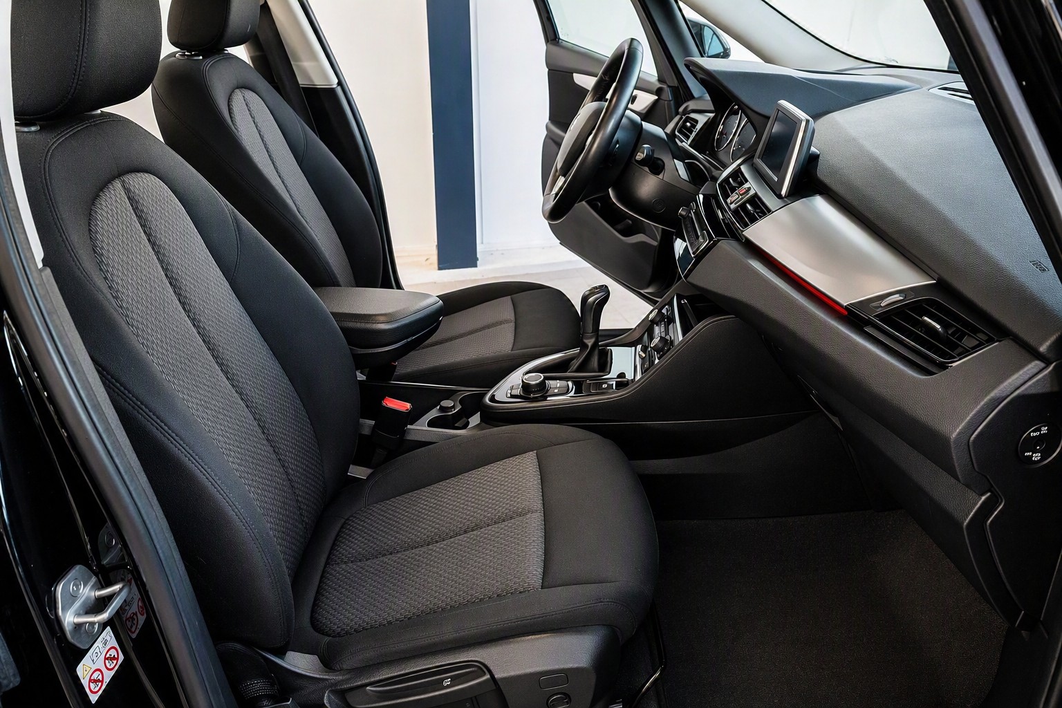 BMW X1 xDrive 25e Steptronic-image-6