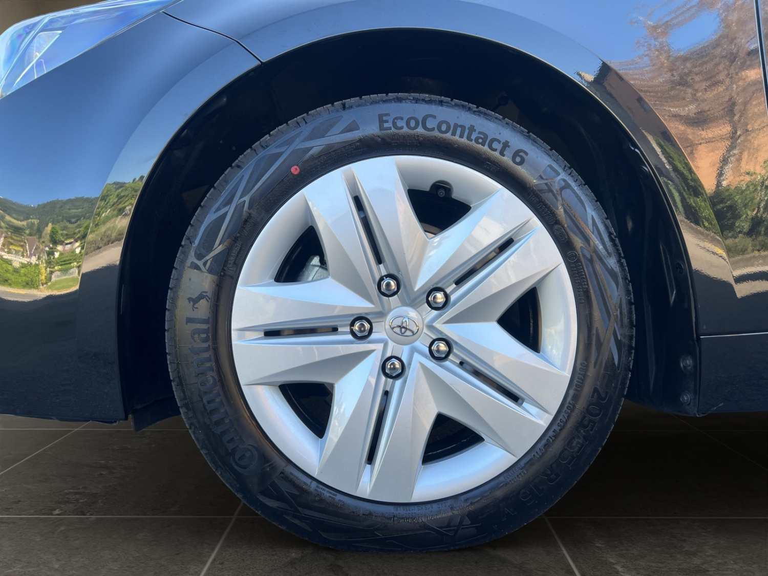 TOYOTA Corolla Touring Sports 1.8 HSD Active-image-24