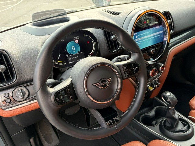 MINI Countryman F60 1.5i Cooper S E ALL4-image-8