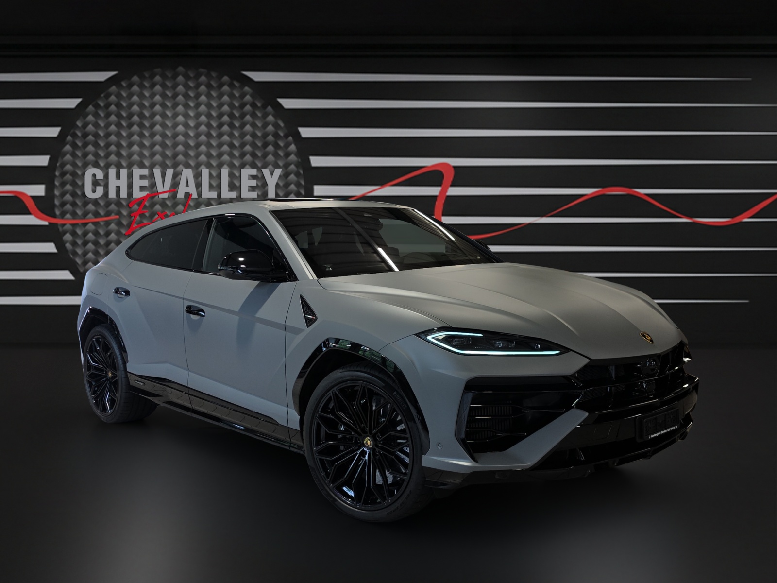 LAMBORGHINI Urus Performante-showroom-element-2