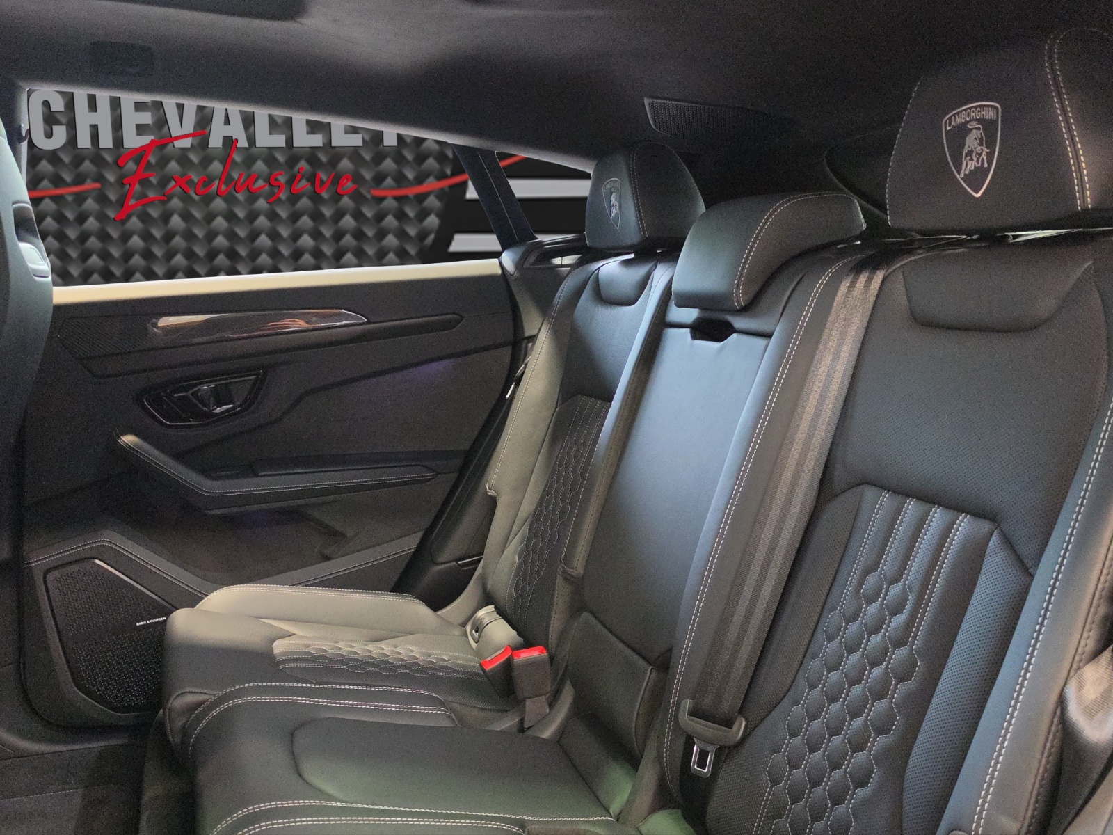 LAMBORGHINI Urus Performante-image-14