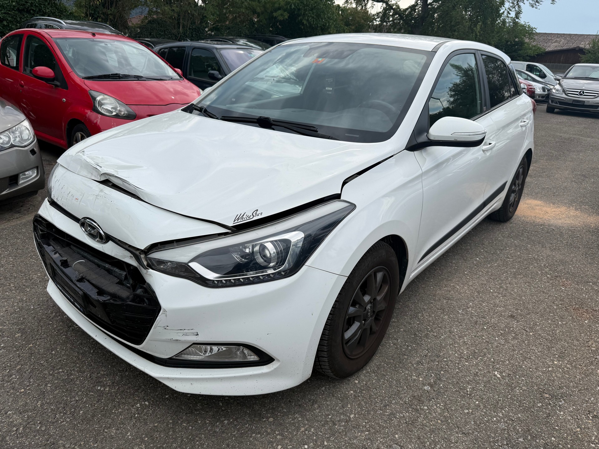 HYUNDAI i20 1.0 T-GDi Amplia-image-3